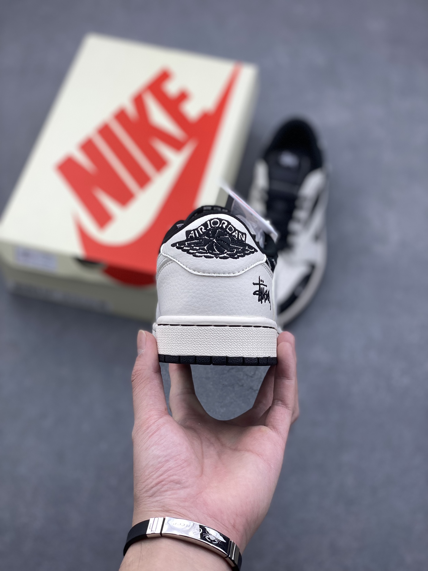 Travis Scott x Fragment Design x Stussy Air Jordan 1 Low OG SP 5 i1730220122 246 0