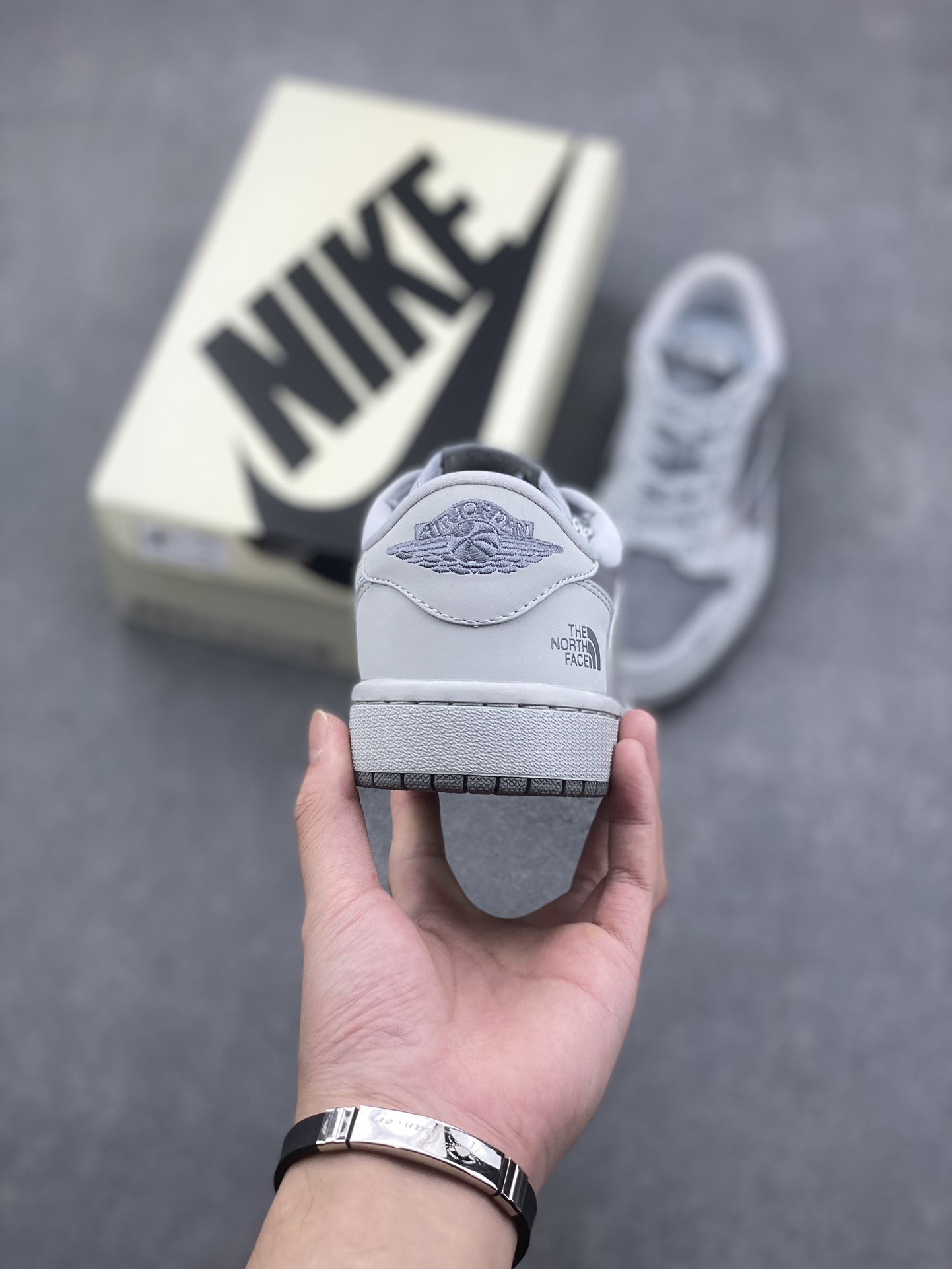 Travis Scott x Fragment Design x Nike Air Jordan 1 Low OG SP Sneakers 5 i1730477895 6624 1