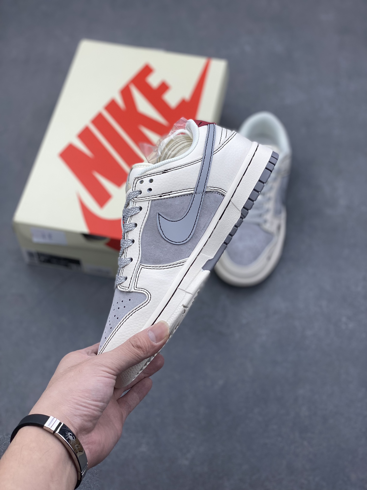 Nike SB Dunk Low Stussy Collab Grey/White, Anniversary Edition, High-End Custom 4 i1730740969 913 2