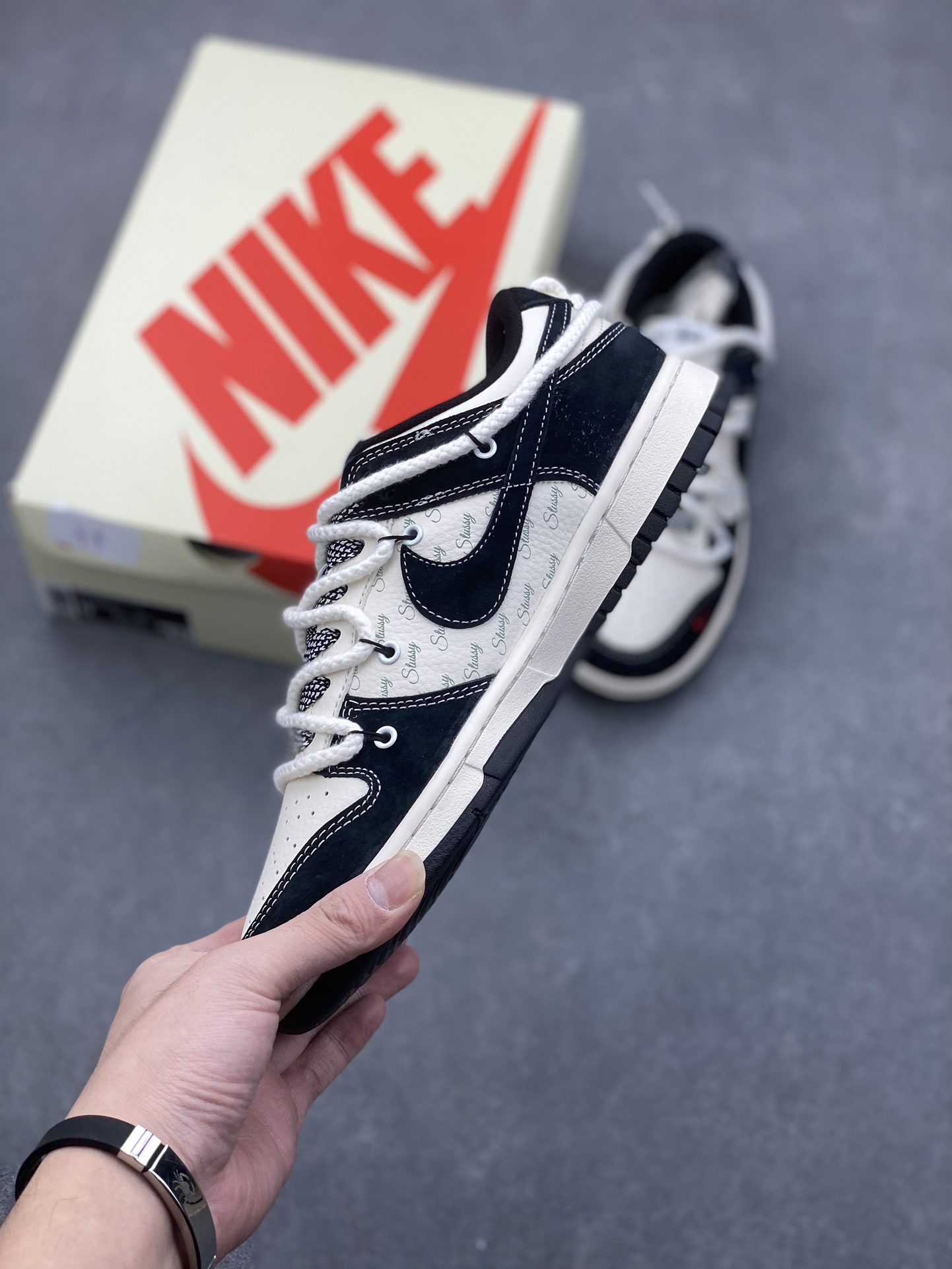 Nike SB Dunk Low Stussy Collab Anniversary Edition Custom Sneakers 4 i1730925928 7669 4