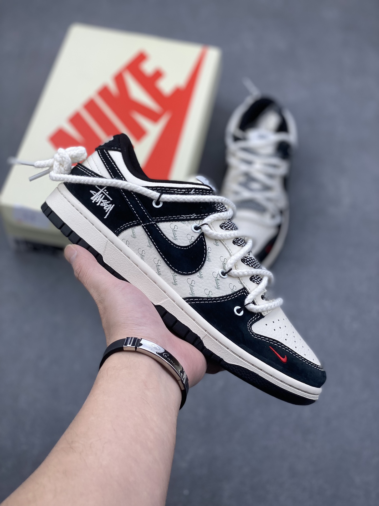 Nike SB Dunk Low Stussy Collab Anniversary Edition Custom Sneakers 2 i1730925928 9288 6