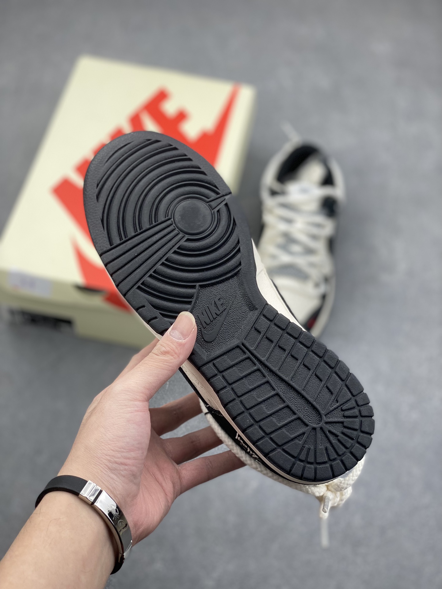 Nike SB Dunk Low Stussy Collab Anniversary Edition Custom Sneakers 7 i1730925928 9571 1