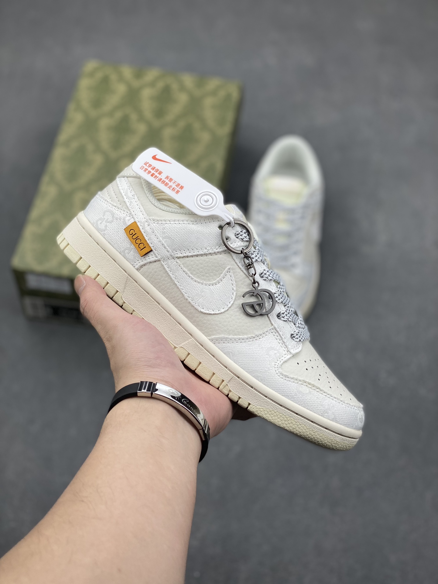 Nike SB Dunk Low "Gucci Collab" White Silver Sneakers - Anniversary Edition 2 i1731357518 6084 3