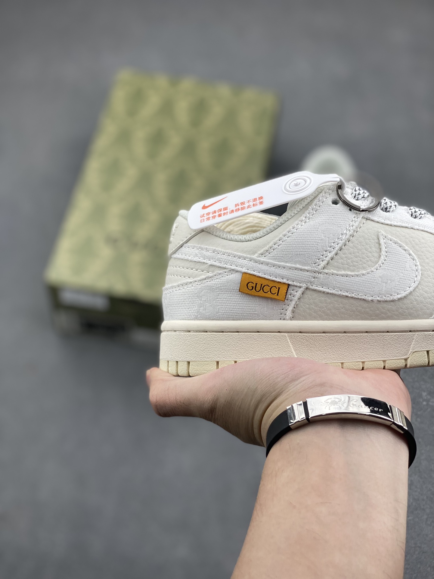 Nike SB Dunk Low "Gucci Collab" White Silver Sneakers - Anniversary Edition 6 i1731357518 9392 6