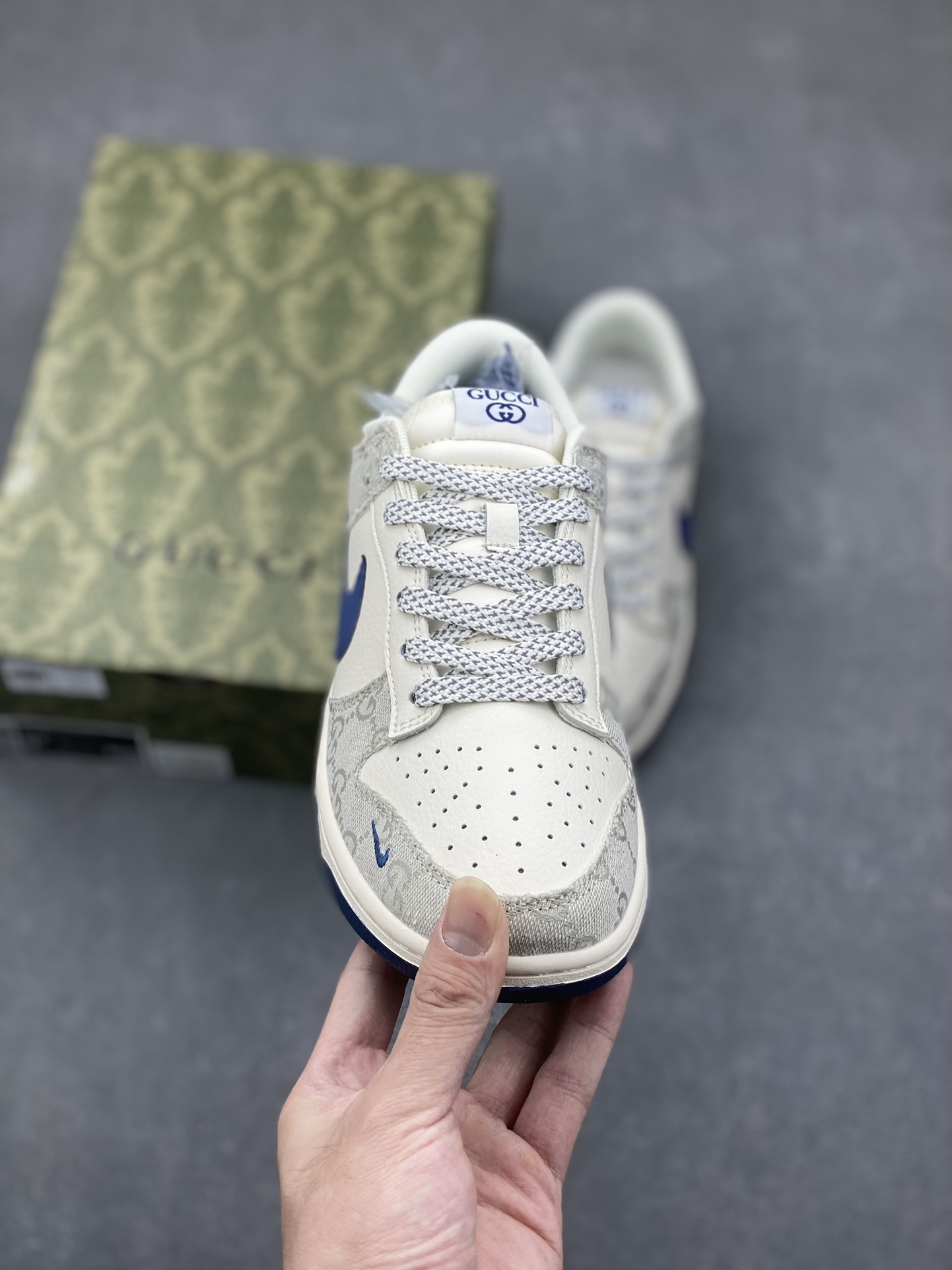 Nike SB Dunk Low "Gucci" Casual Sneakers - Limited Edition & High Quality 2 i1731438026 3871 7