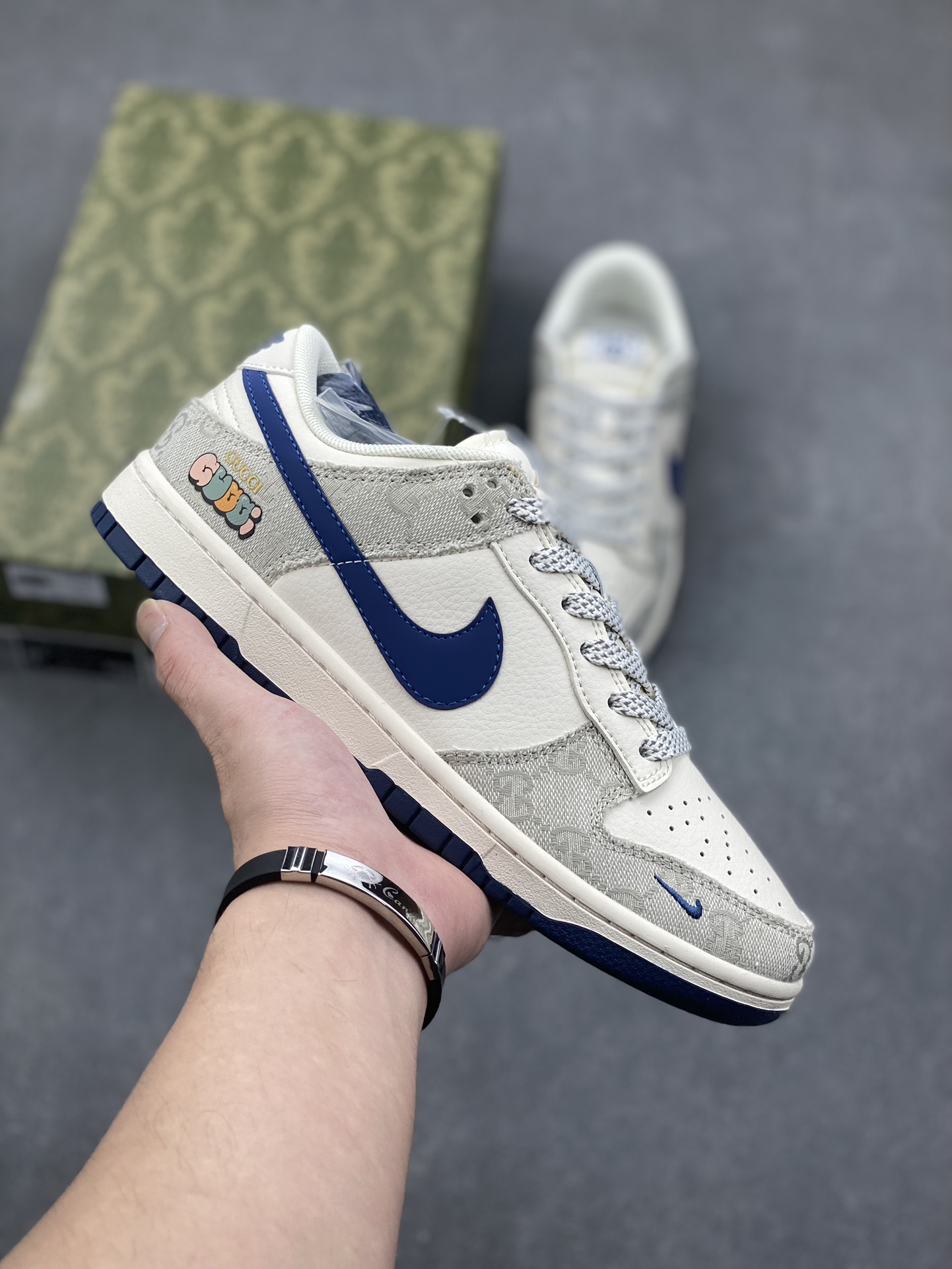 Nike SB Dunk Low "Gucci" Casual Sneakers - Limited Edition & High Quality 1 i1731438026 4747 0