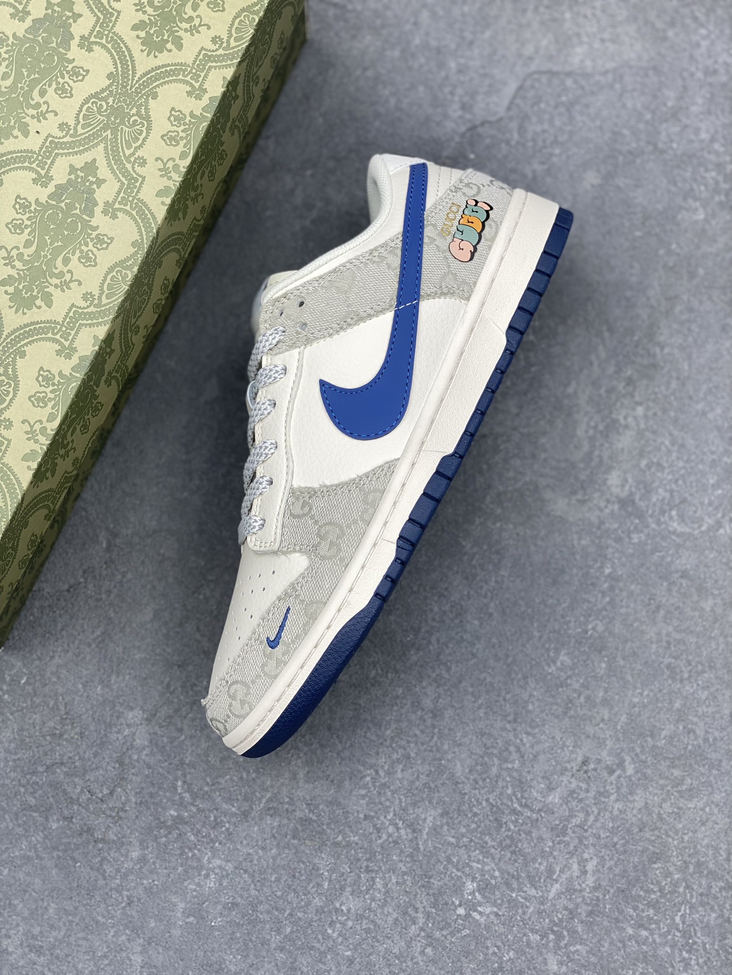 Nike SB Dunk Low "Gucci" Casual Sneakers - Limited Edition & High Quality 7 i1731438026 6726 1
