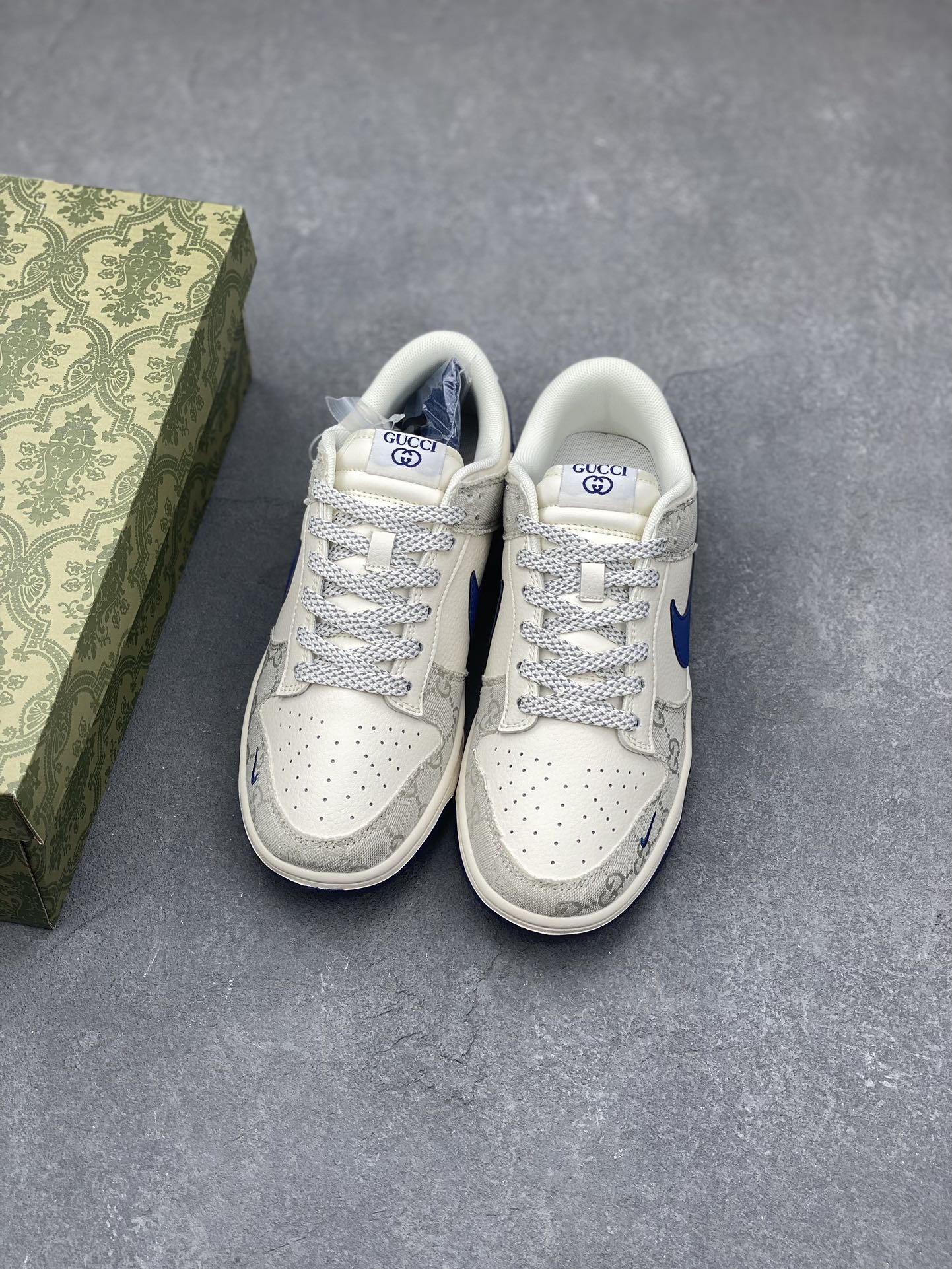 Nike SB Dunk Low "Gucci" Casual Sneakers - Limited Edition & High Quality 8 i1731438026 7544 2