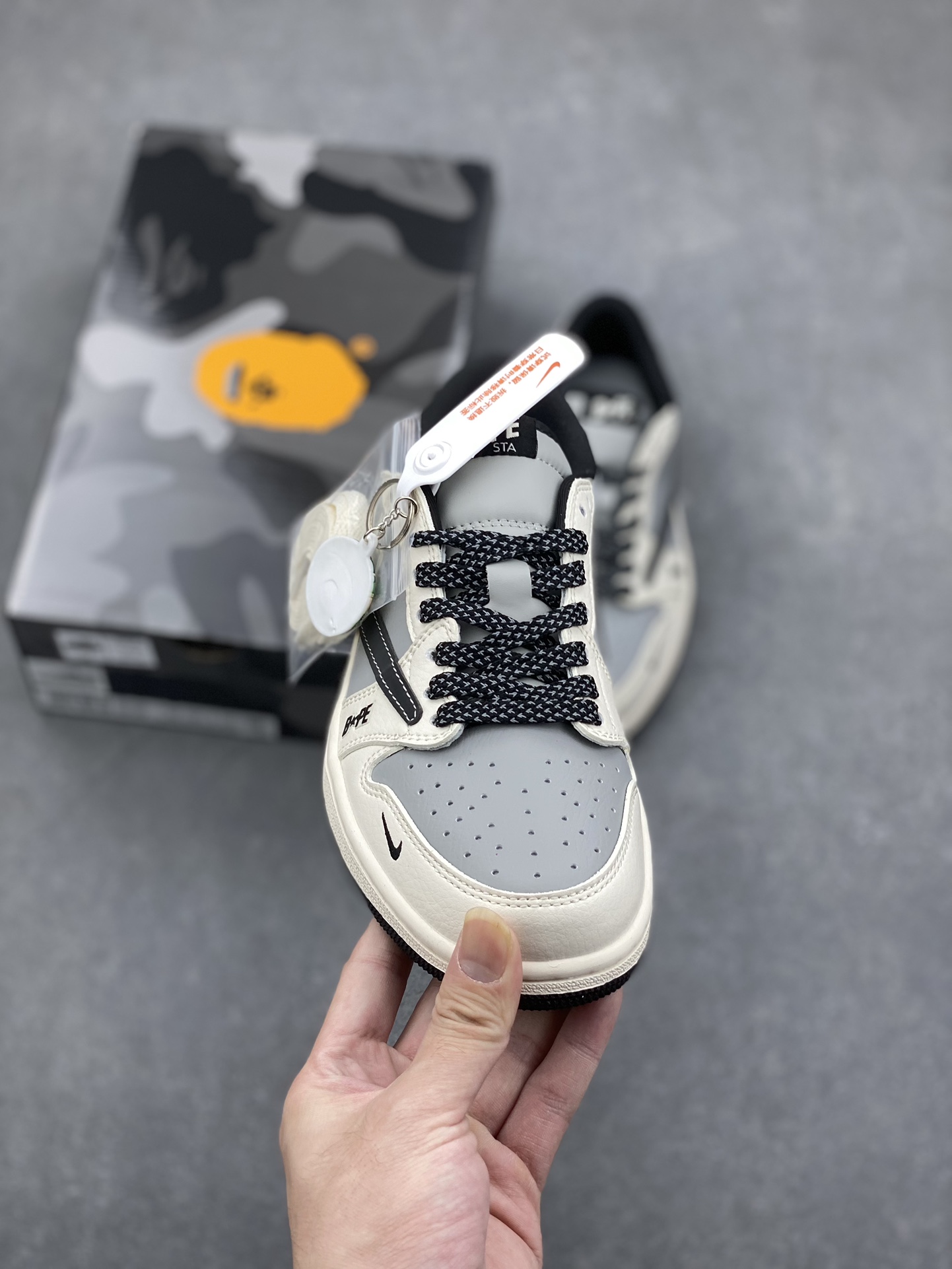 Travis Scott x Fragment Design x Air Jordan 1 Low OG SP Bape Collaboration 3 i1731603288 4257 3
