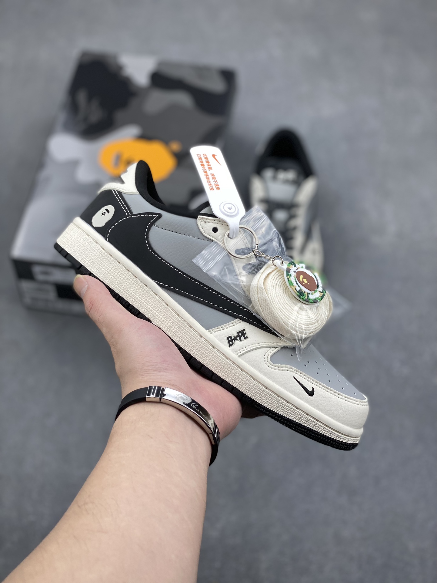 Travis Scott x Fragment Design x Air Jordan 1 Low OG SP Bape Collaboration 2 i1731603288 8811 5