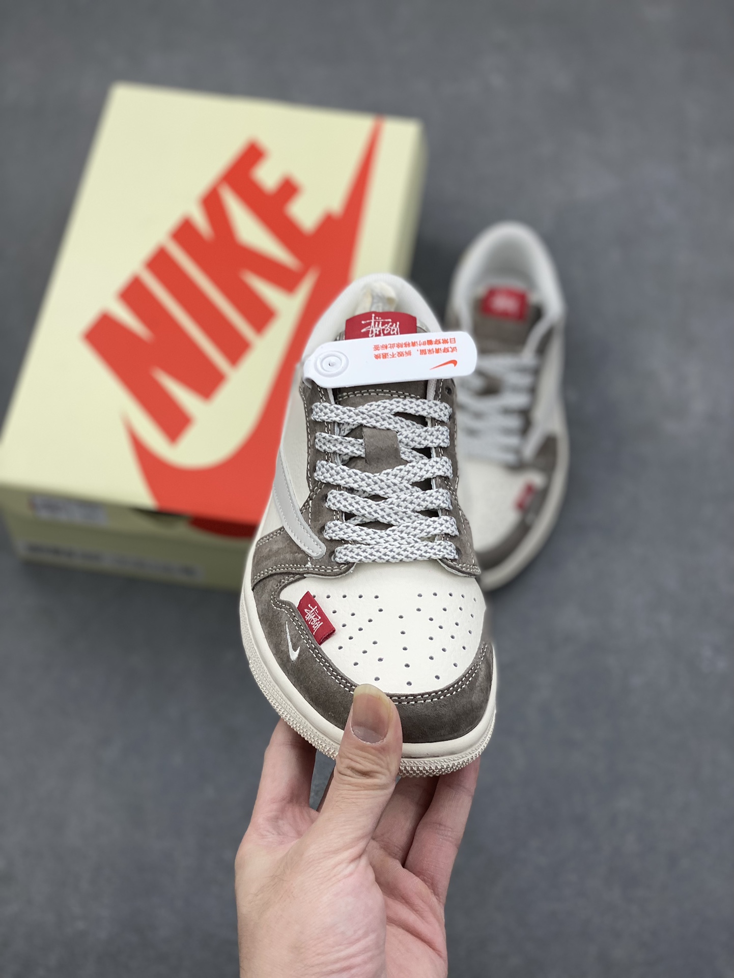 Travis Scott x Fragment Design x Jordan 1 Low Stussy Collab Sneakers 2 i1731603336 857 5