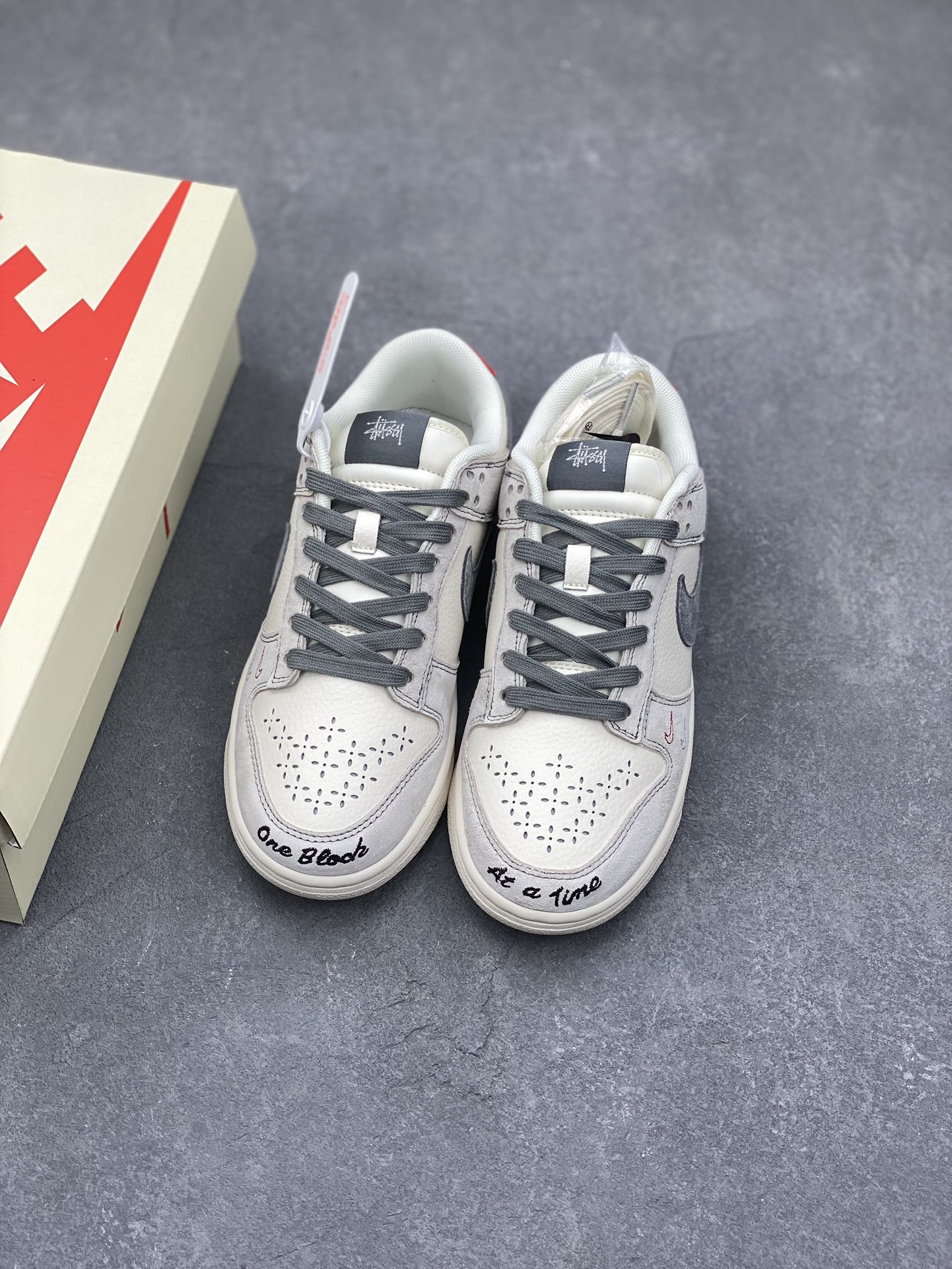 Nike SB Dunk Low x Supreme x Stussy '' - Premium Sneakers 9 i1731879116 5816 2