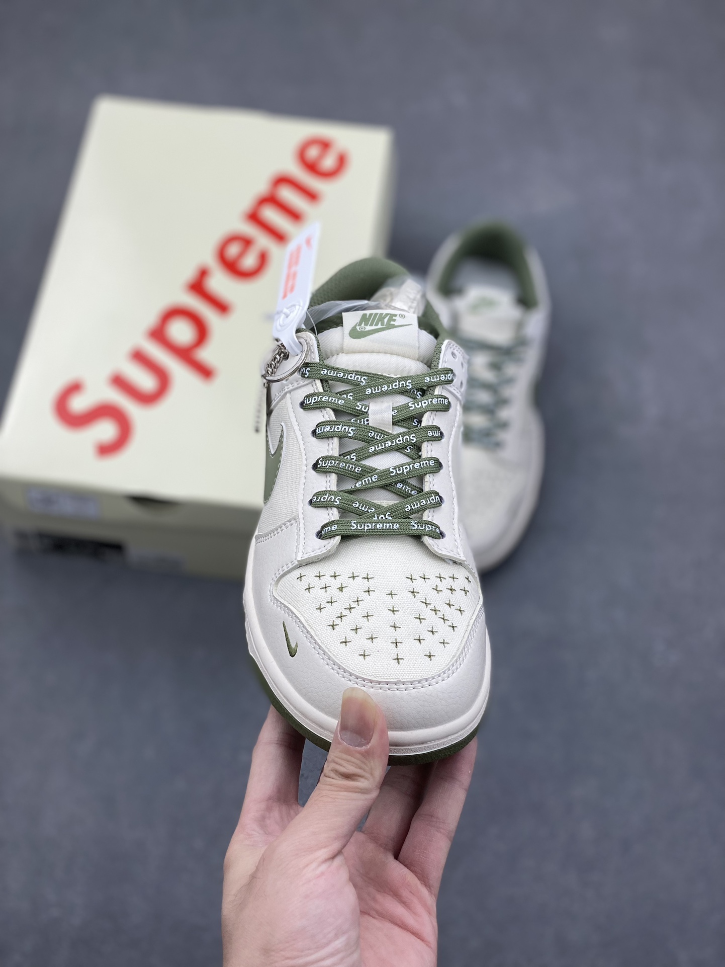 Nike SB Dunk Low Supreme Sneakers - Military Green Canvas Limited Edition 2 i1731948880 702 5