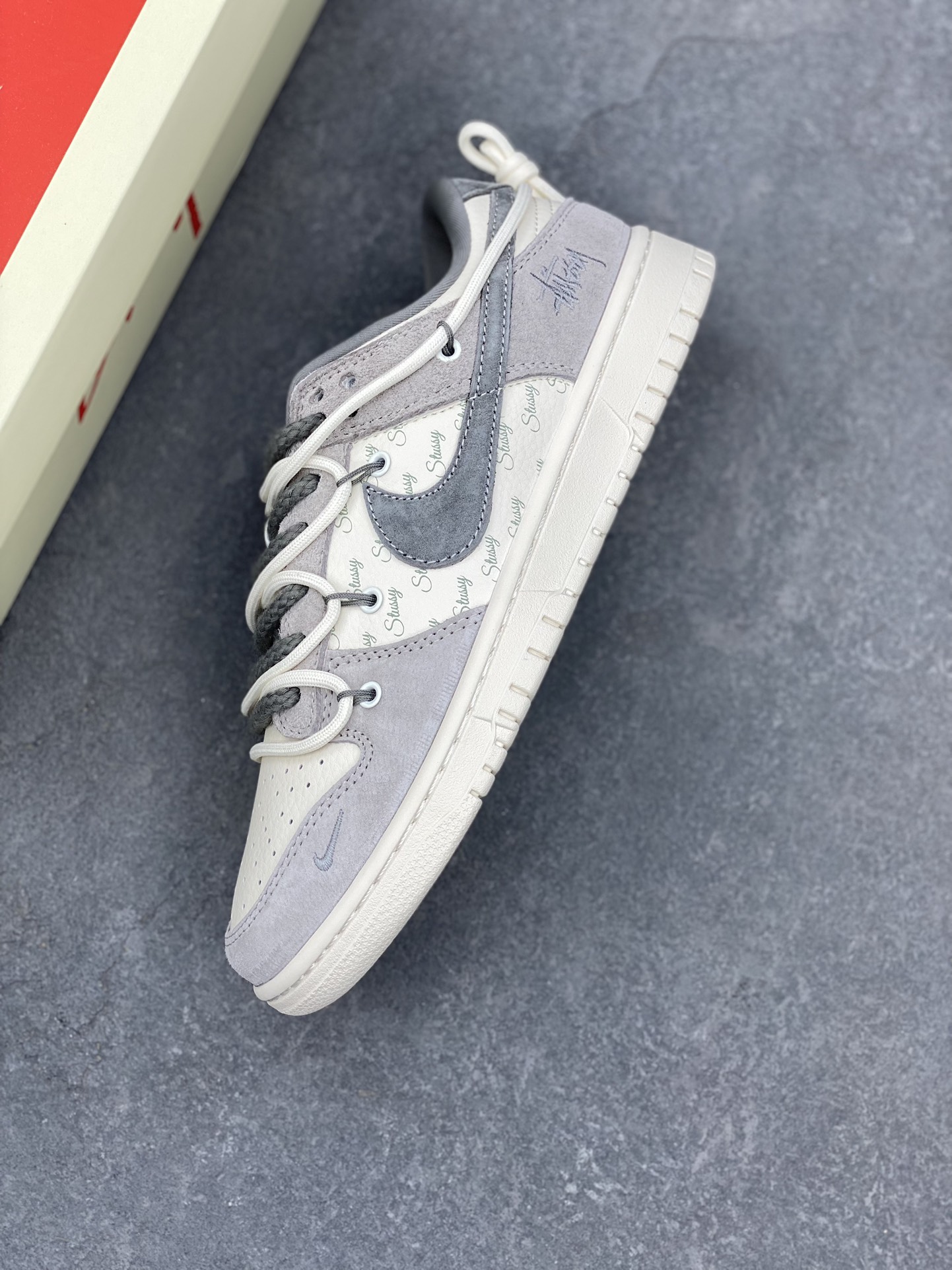 Nike SB Dunk Low Stussy Collab Anniversary Custom Casual Skateboarding Shoes 7 i1732090322 6123 4