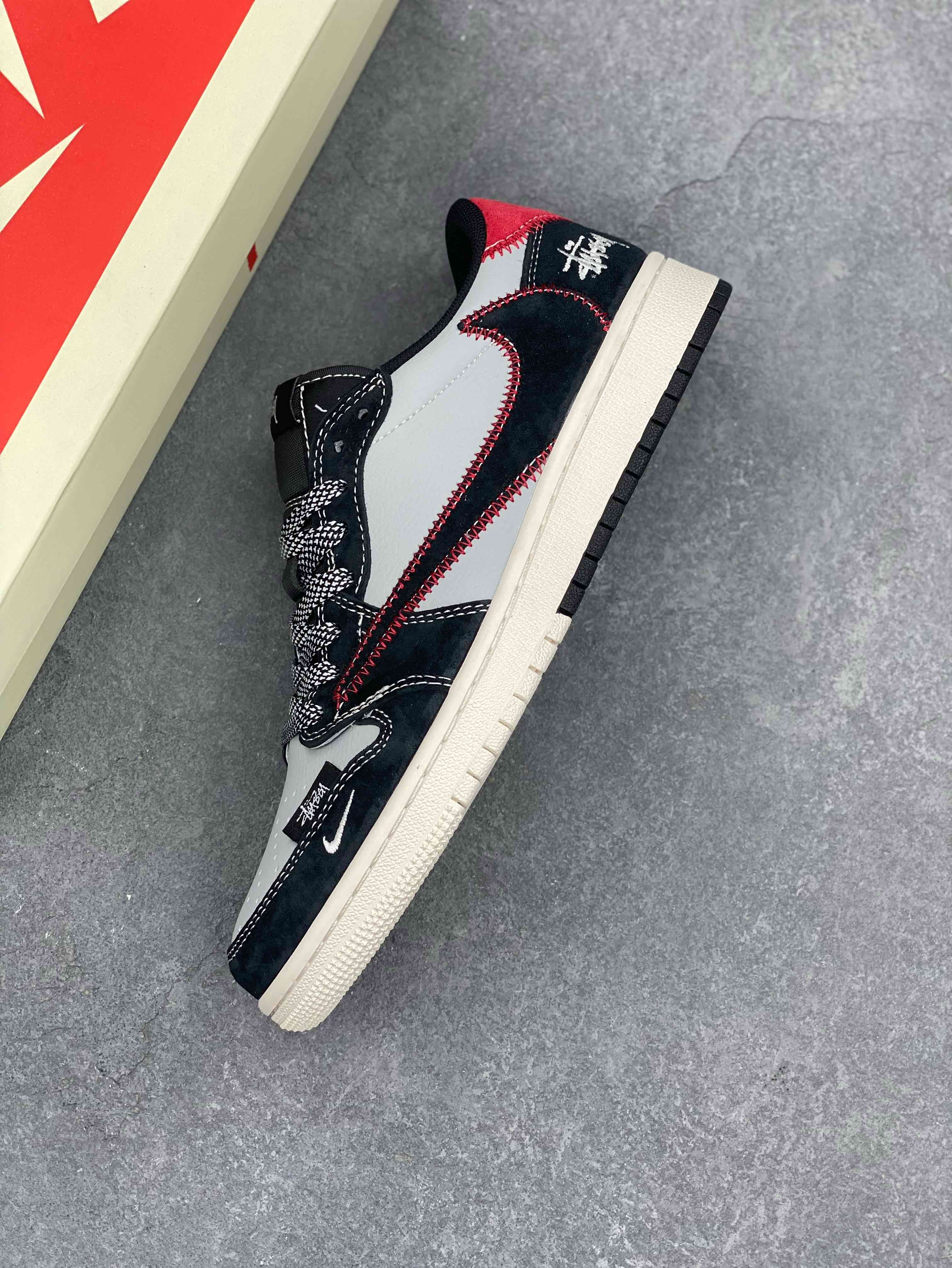 Travis Scott x Fragment Design x Stussy Air Jordan 1 Low OG SP 7 i1732293727 6053 0