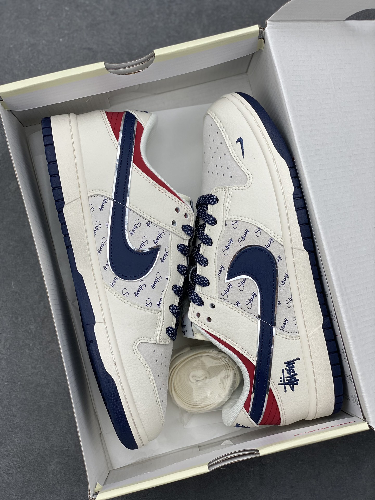 Nike SB Dunk Low Stussy Collab Blue White Red Anniversary Custom Sneakers 9 i1732293798 1637 0