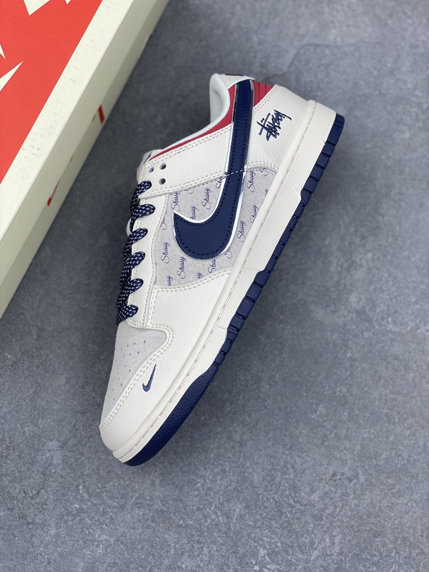 Nike SB Dunk Low Stussy Collab Blue White Red Anniversary Custom Sneakers 7 i1732293798 2925 1