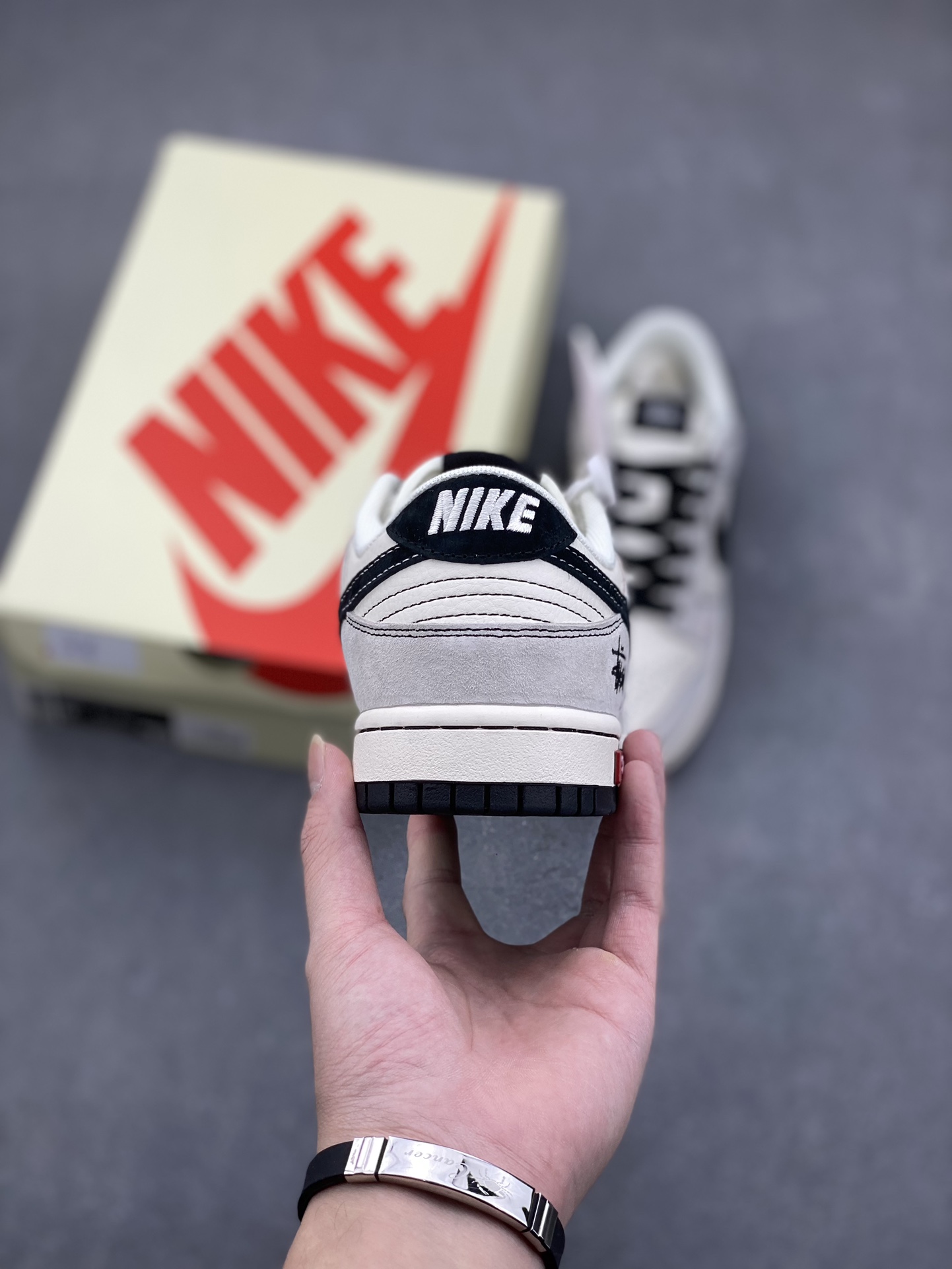 Nike SB Dunk Low Stussy Collab Anniversary Edition Custom Sneakers 5 i1732381823 7644 1