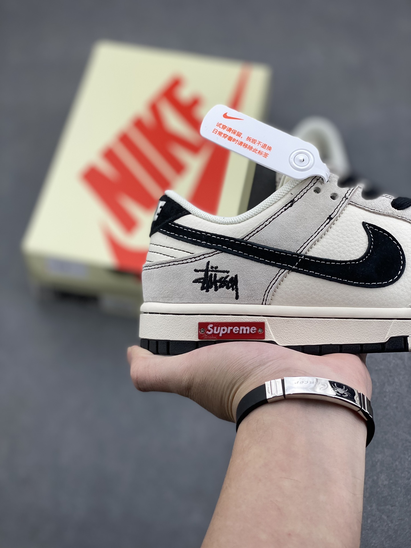 Nike SB Dunk Low Stussy Collab Anniversary Edition Custom Sneakers 6 i1732381824 9836 2