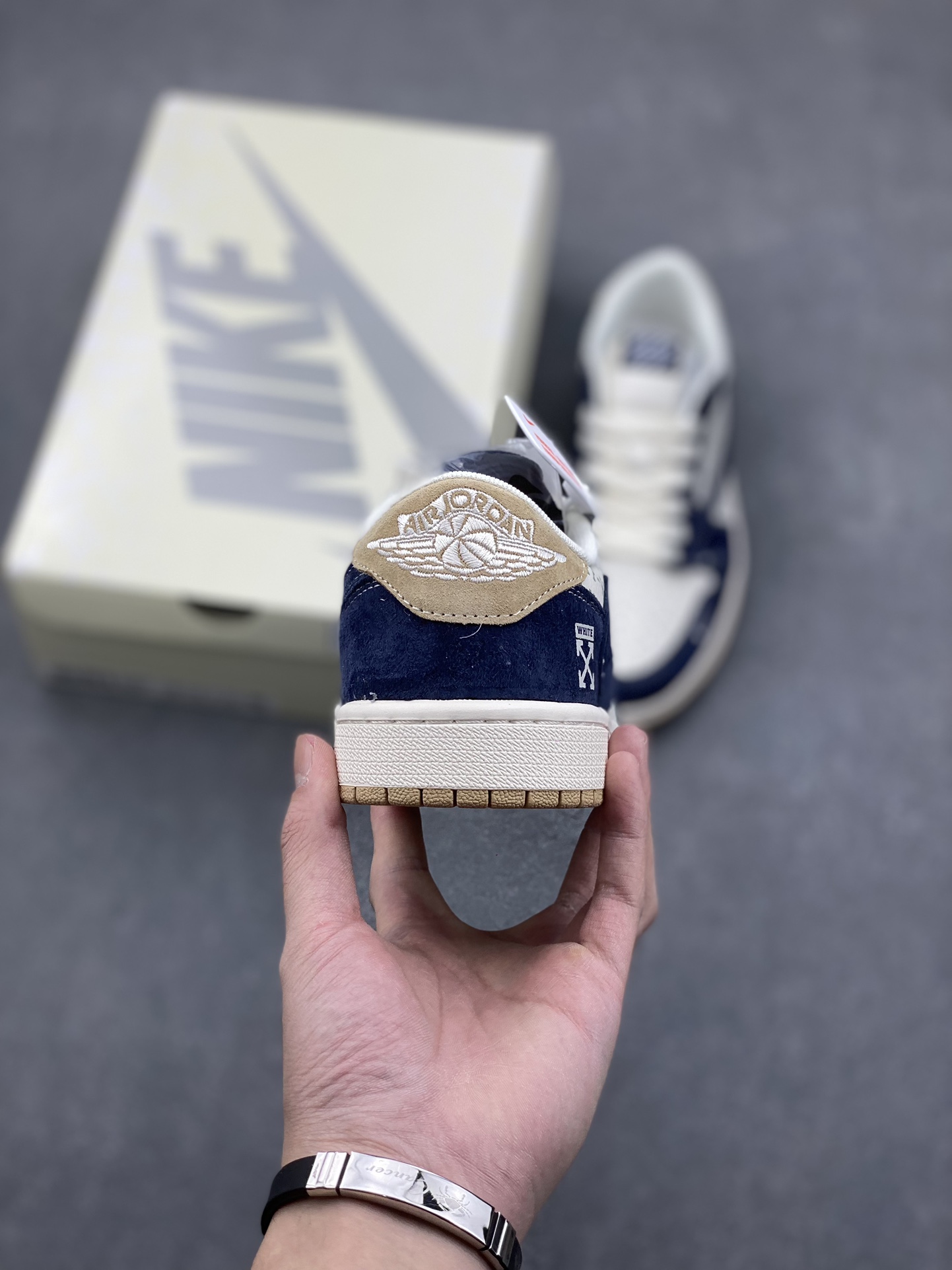 Travis Scott x Fragment Jordan 1 Low OG,Off-White Collab -Khaki Blue 4 i1732567080 442 0
