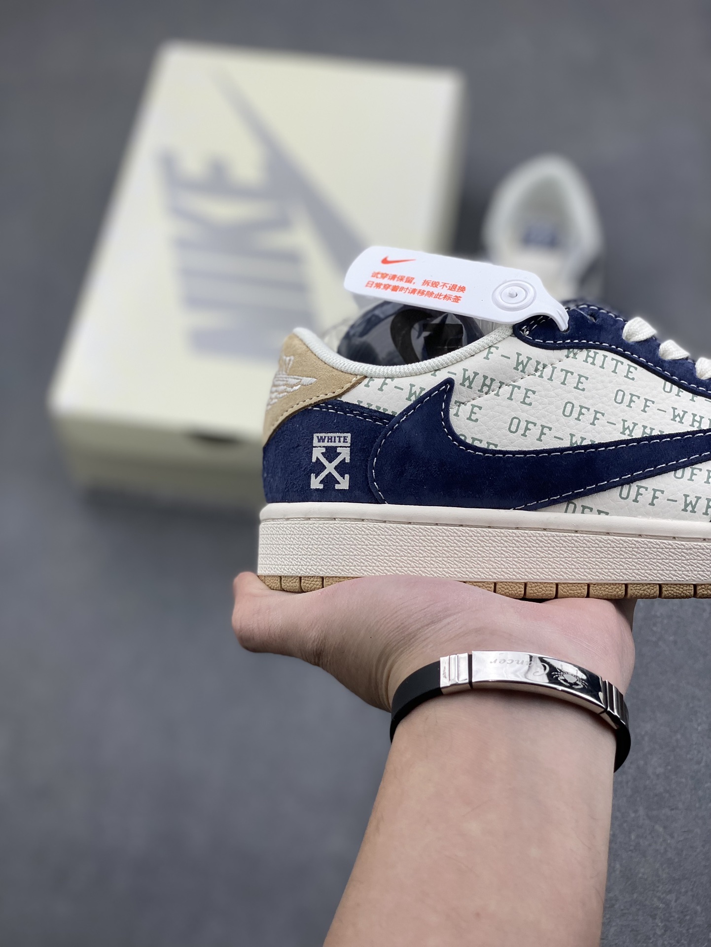 Travis Scott x Fragment Jordan 1 Low OG,Off-White Collab -Khaki Blue 5 i1732567080 5751 1