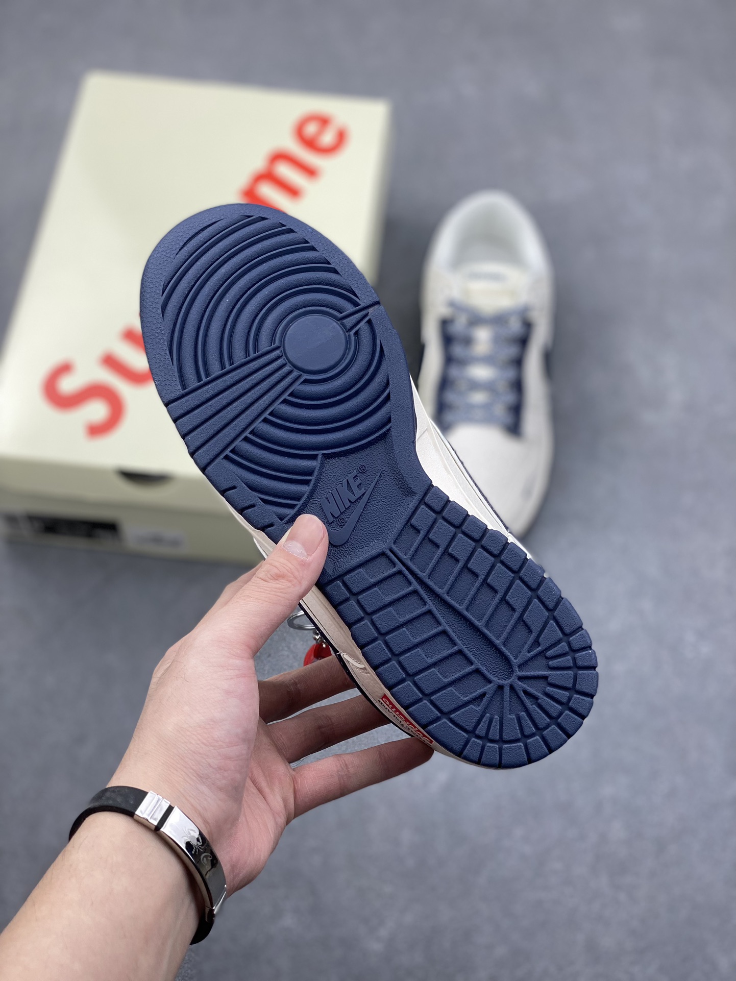 Nike SB Dunk Low Stone Island Supreme Collab Sneakers - Navy/Off-White 7 i1732568002 7326 6