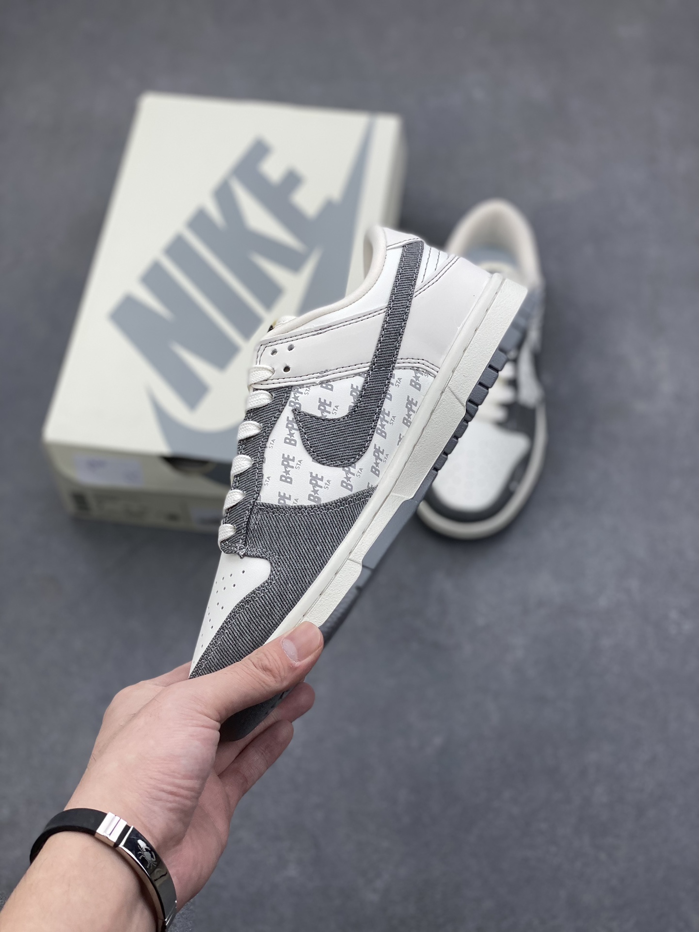 Nike SB Dunk Low Bape Collab Premium Quality Sneakers - Limited Edition 4 i1732568550 343 2