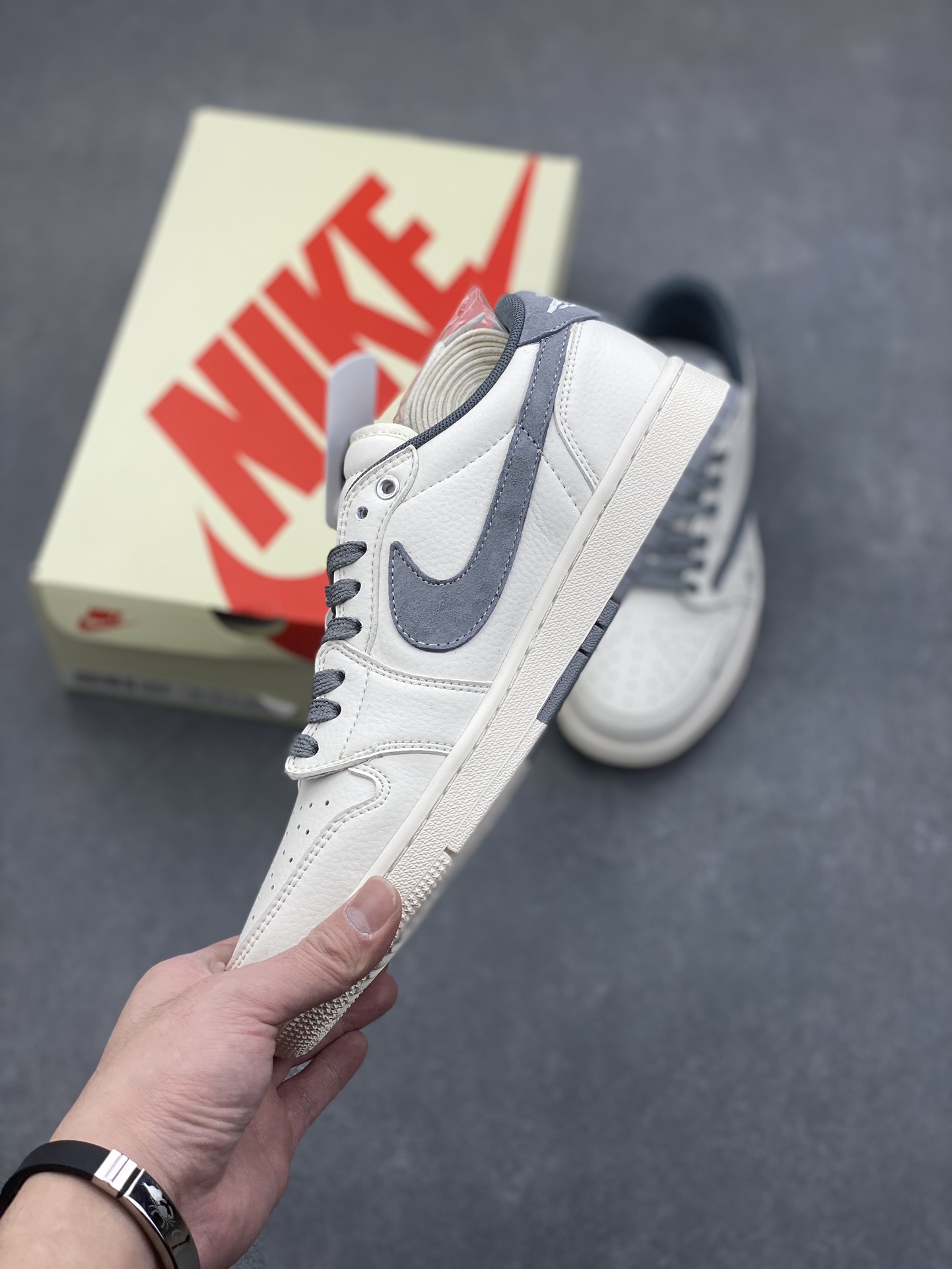 Travis Scott x Fragment Design x Stussy Air Jordan 1 Low OG SP 4 i1733003346 3009 5