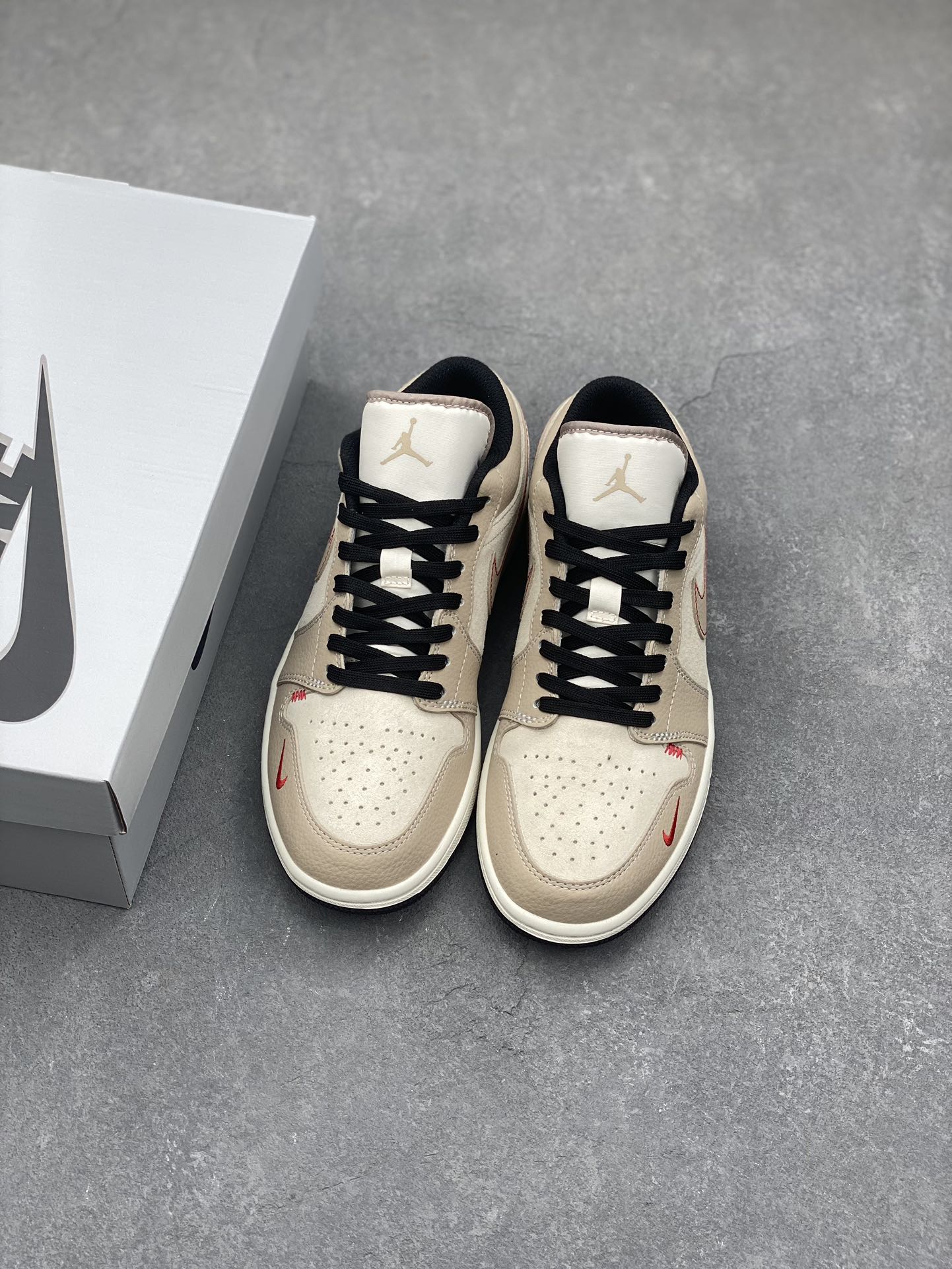 Nike Air Jordan 1 The North Face Low Top Sneakers - 'Light Brown' 8 i1733330741 2033 0