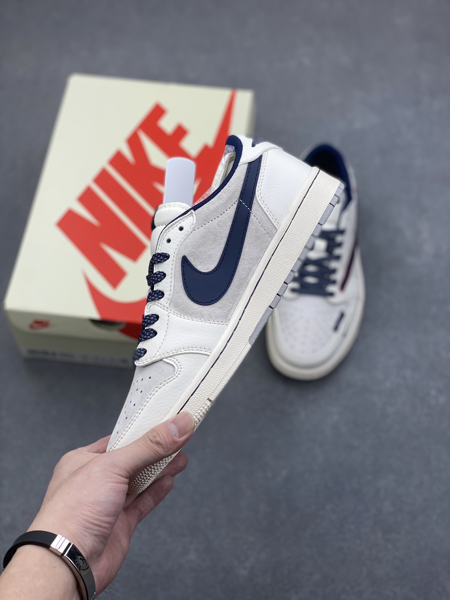 Travis Scott x Fragment Design x Stussy Air Jordan 1 Low OG SP 4 i1733430449 1898 0