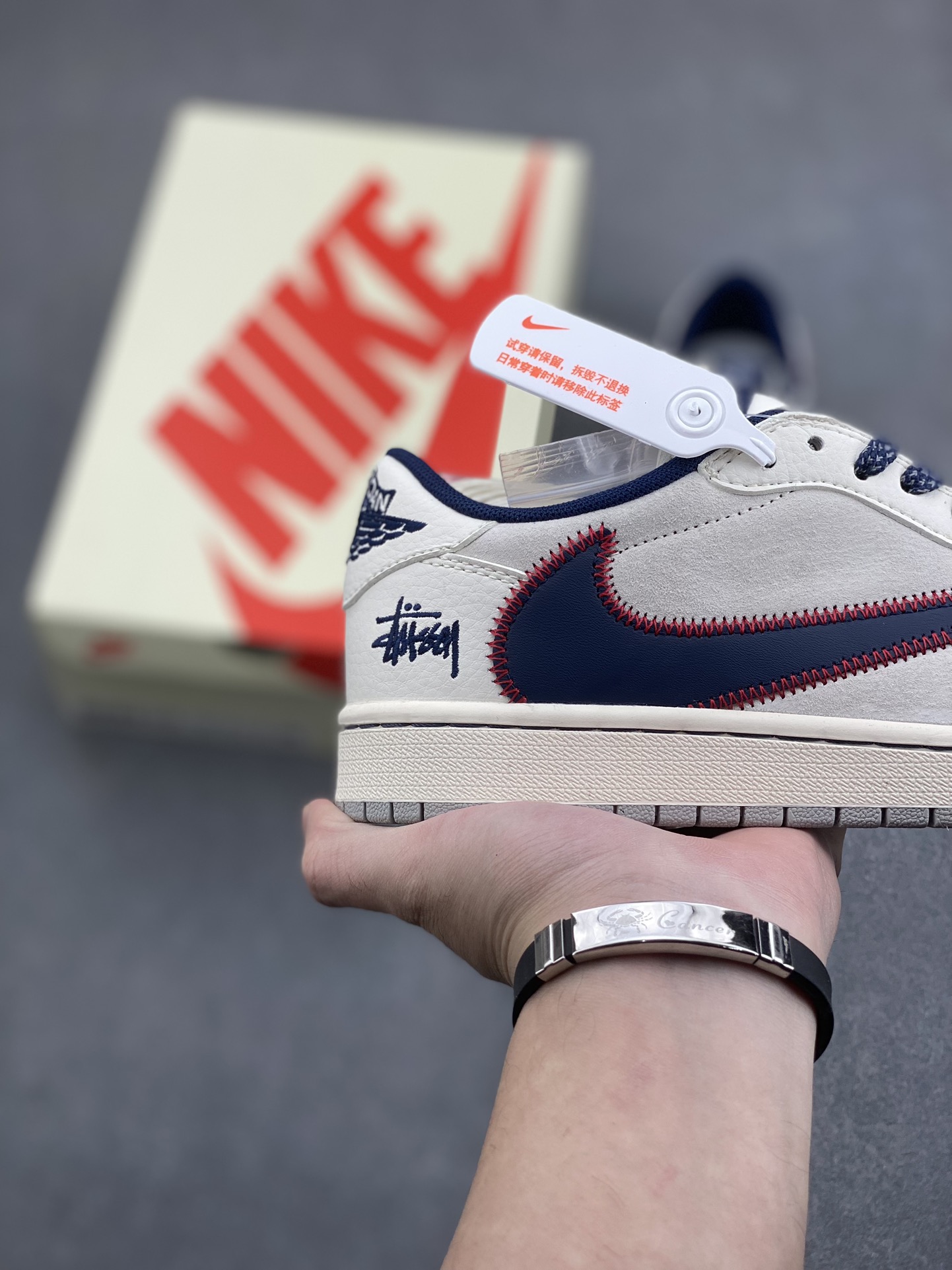 Travis Scott x Fragment Design x Stussy Air Jordan 1 Low OG SP 6 i1733430449 4723 6