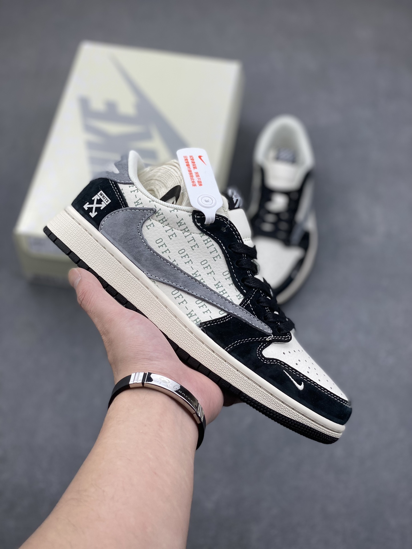 Travis Scott x Nike Air Jordan 1 Low Off-White Reverse Black Grey