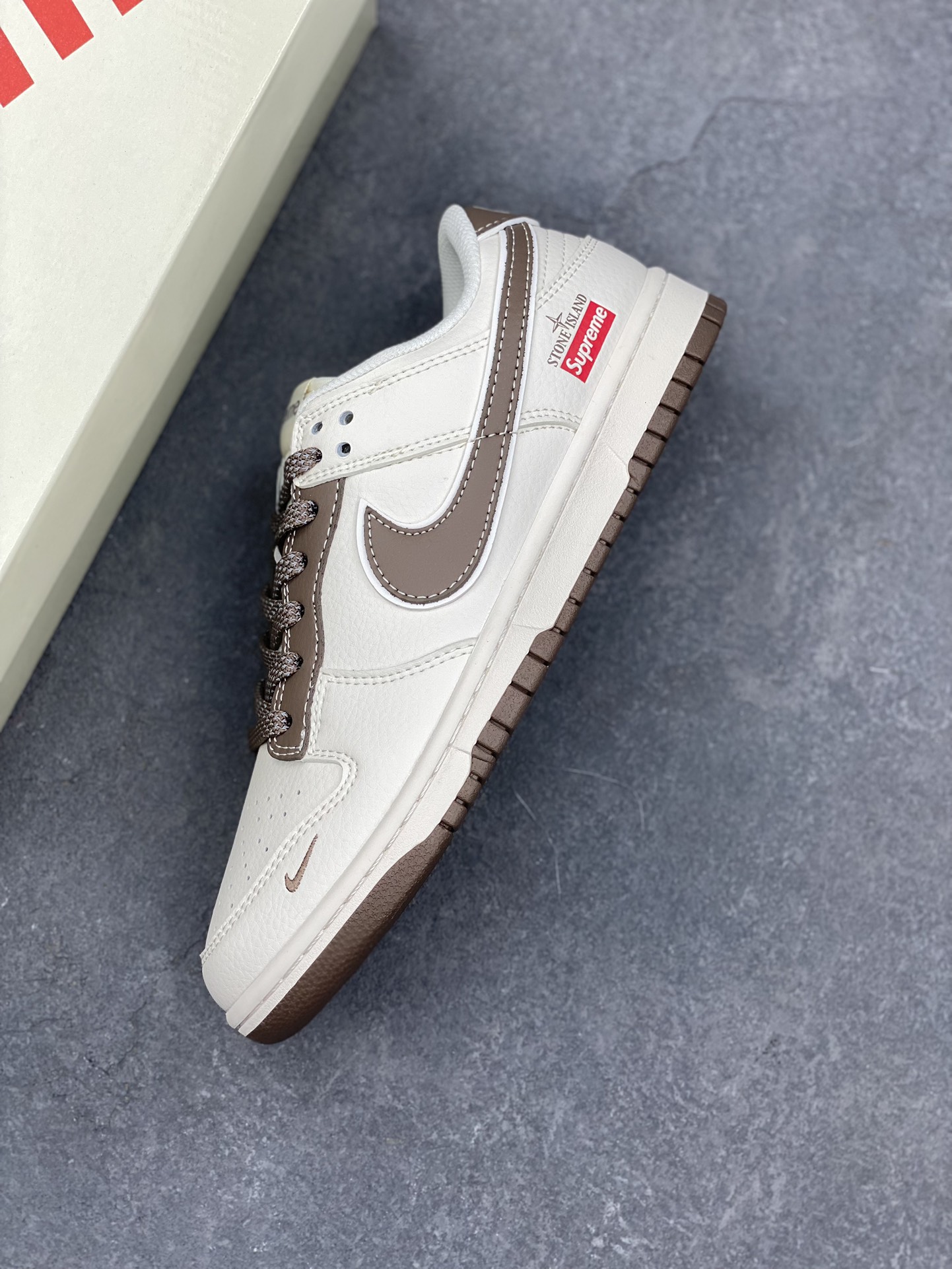 Nike SB Dunk Low Supreme x Stone Island Brown: Premium Quality Sneakers 8 i1733612975 5102 4