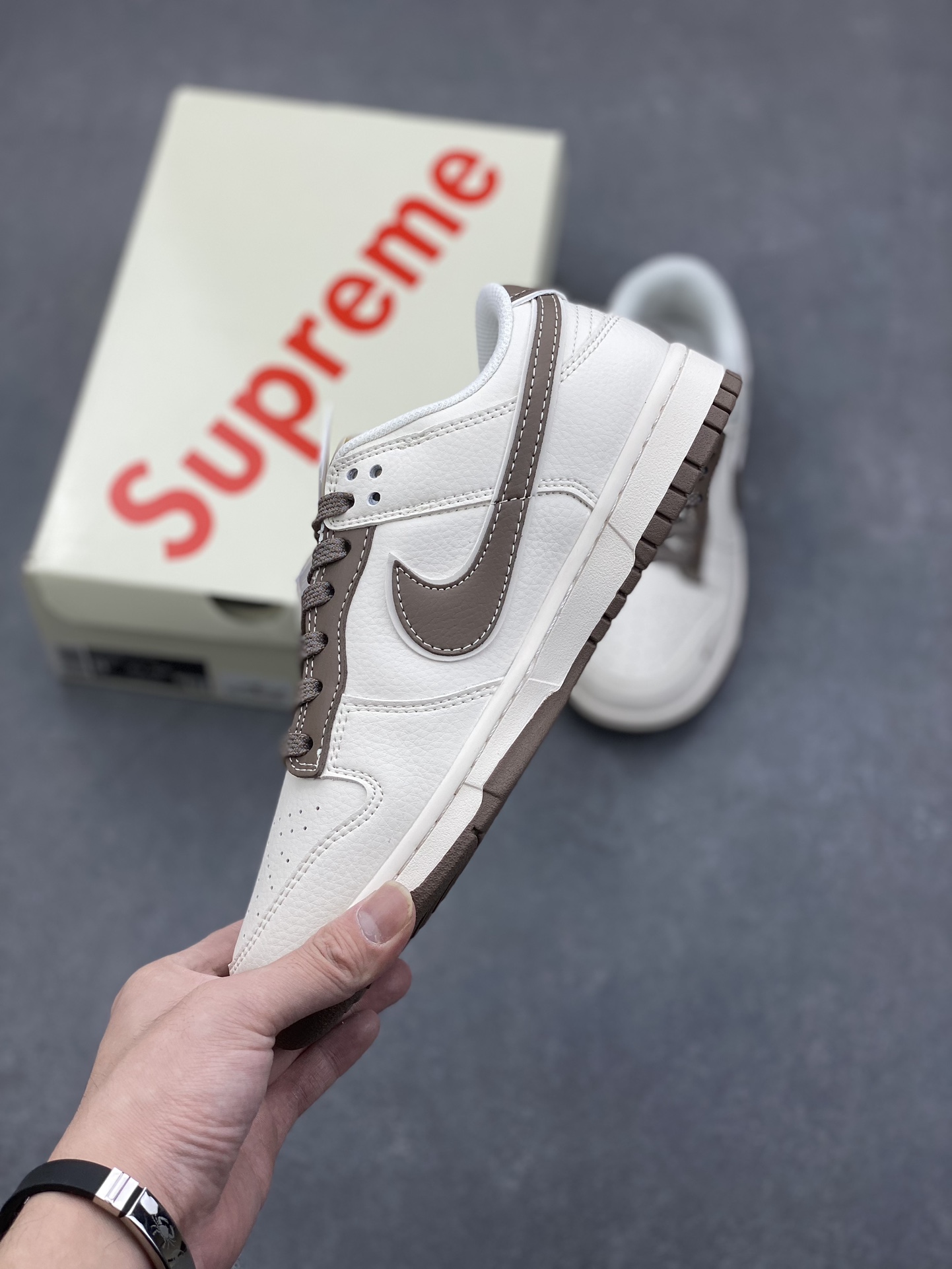 Nike SB Dunk Low Supreme x Stone Island Brown: Premium Quality Sneakers 4 i1733612975 6475 8