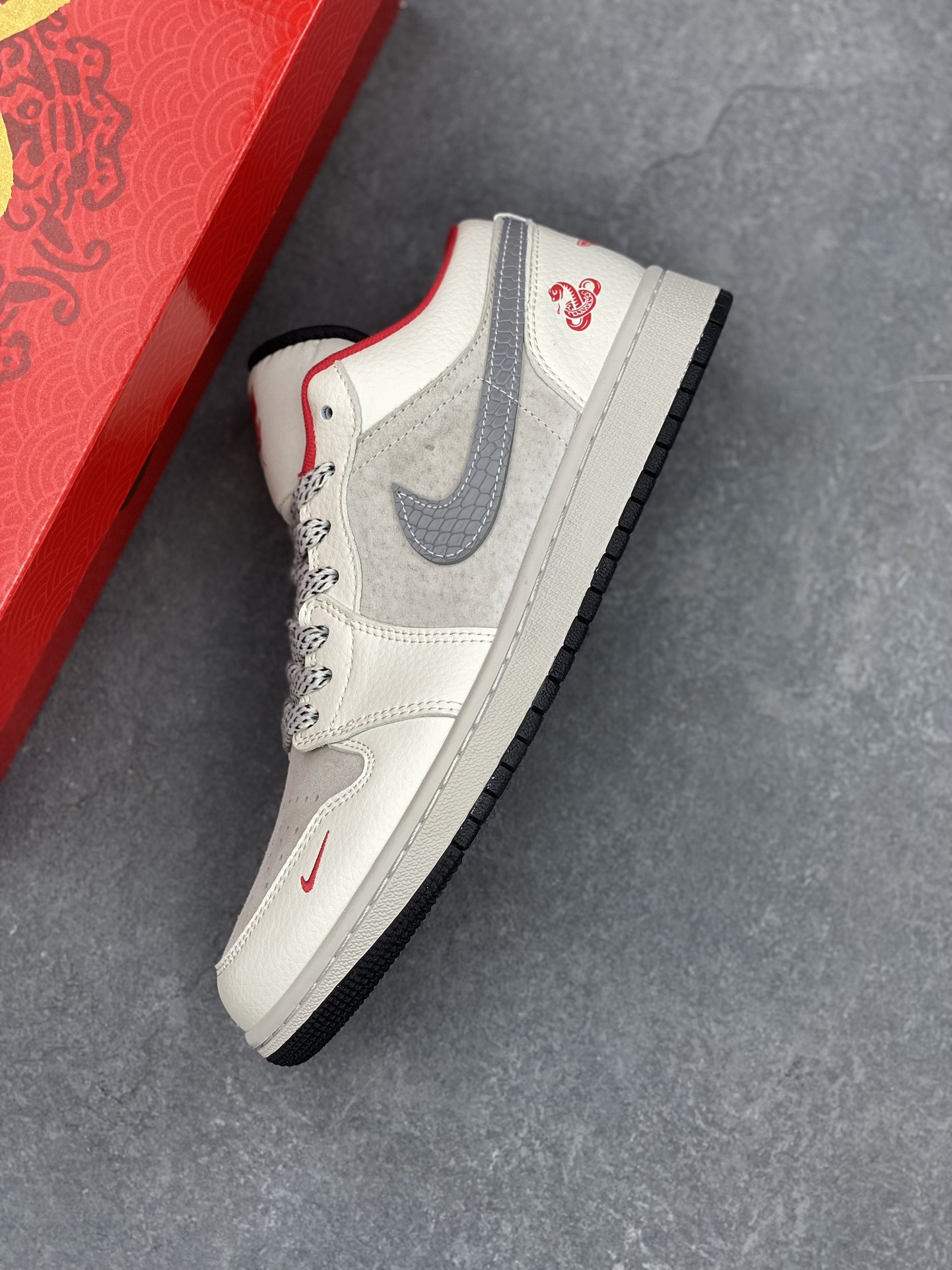 Air Jordan 1 Retro Low 'Year of the Snake' Limited Edition Sneakers 8 i1733937027 3778 8