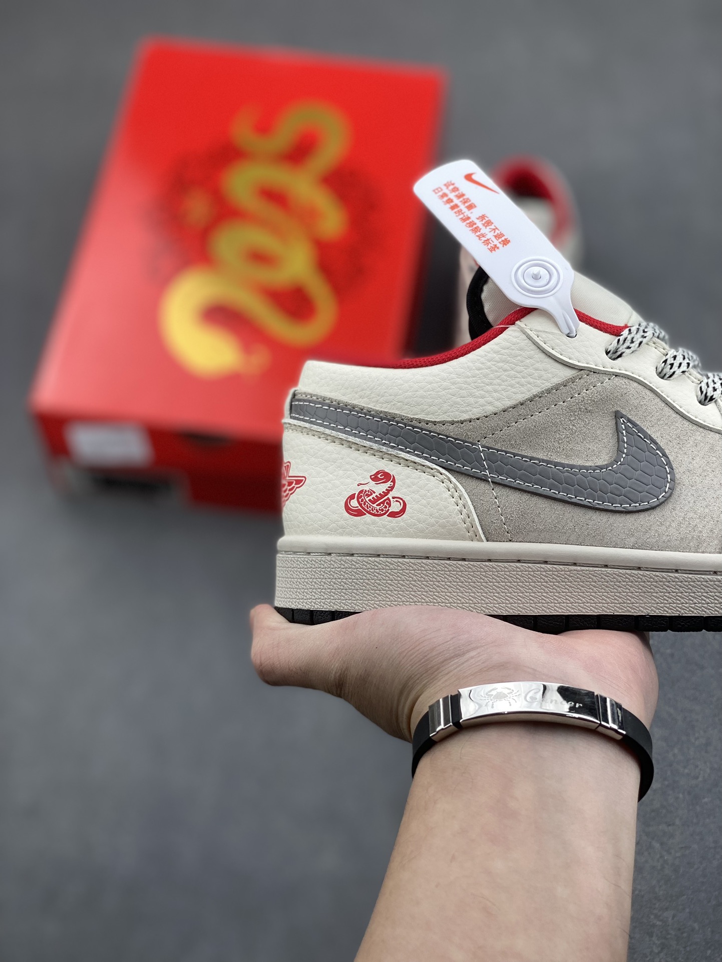 Air Jordan 1 Retro Low 'Year of the Snake' Limited Edition Sneakers 6 i1733937027 4815 3