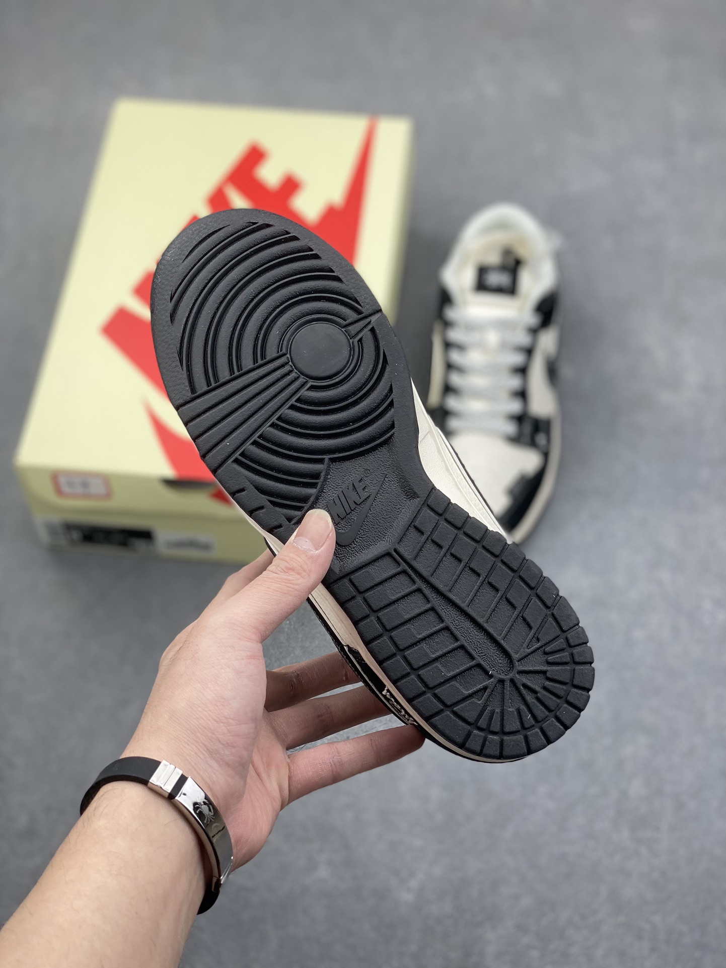 Nike SB Dunk Low Stussy x Gucci Black Shoes, Custom Edition 7 i1733938512 3630 3