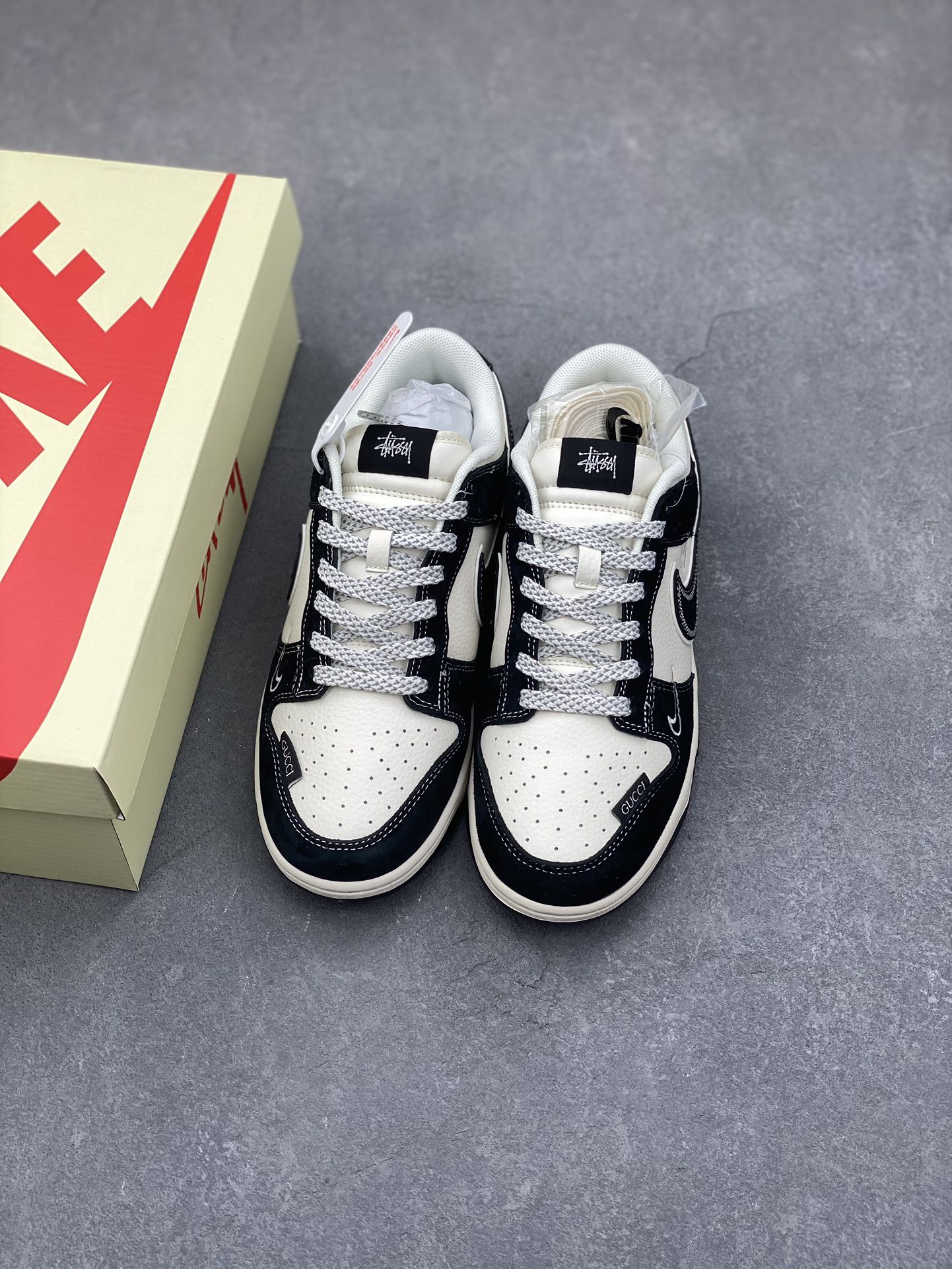 Nike SB Dunk Low Stussy x Gucci Black Shoes, Custom Edition 9 i1733938512 647 6