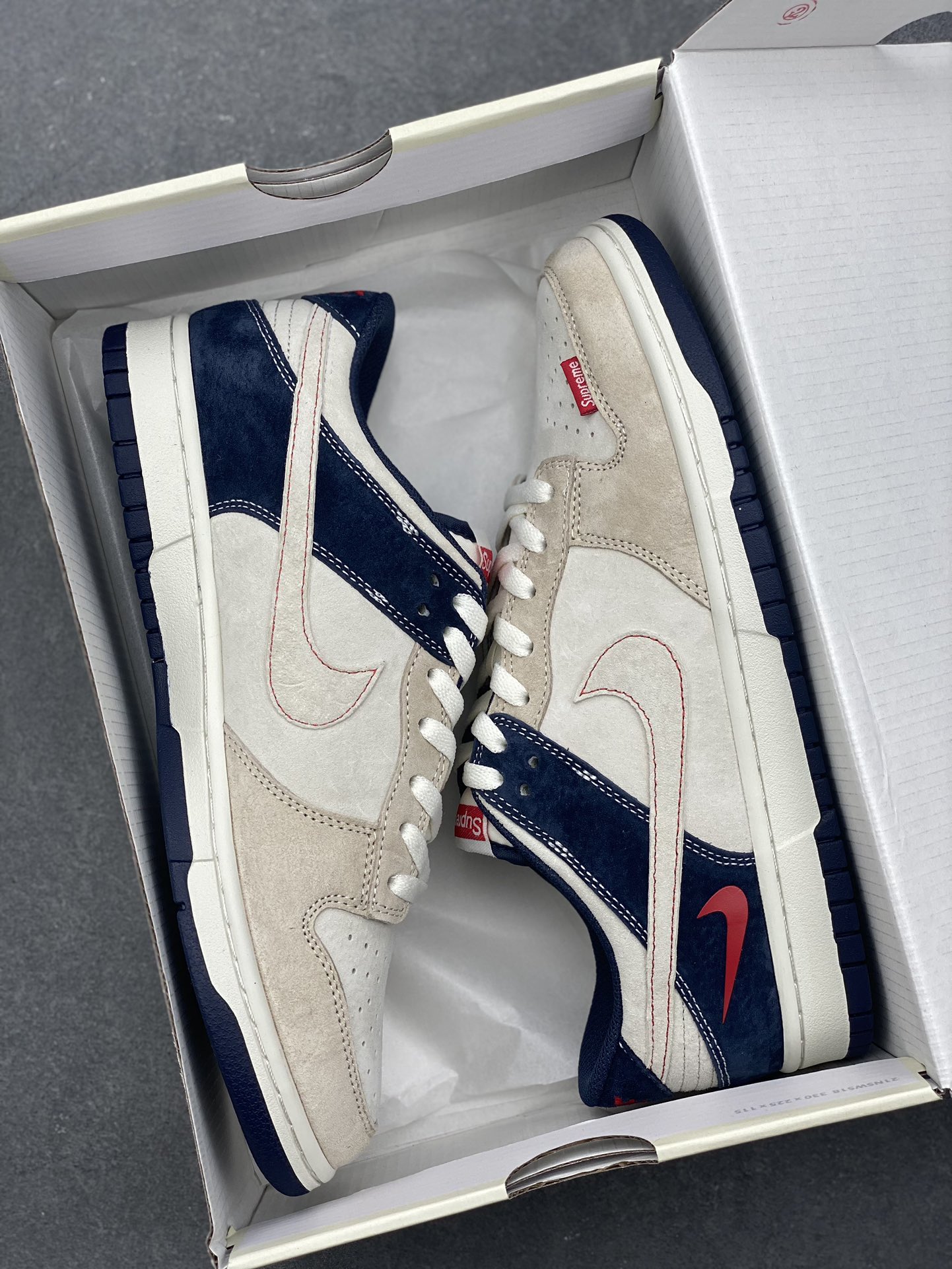 Nike SB Dunk Low Supreme Collab White – Premium Quality, Limited Edition 9 i1734074166 3072 3