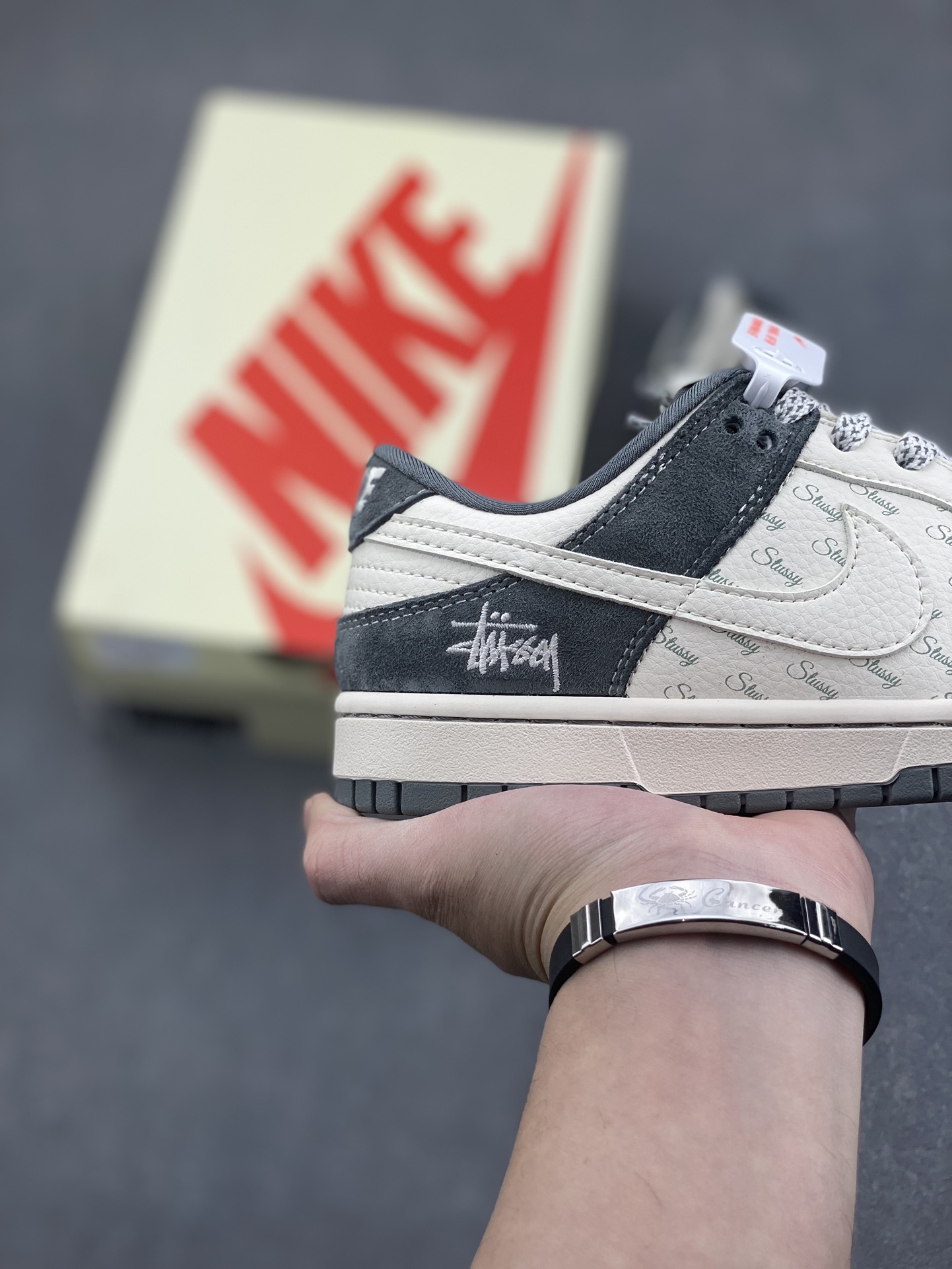 Nike Dunk Low Retro 'DIY' Custom Sneakers - Premium Comfort & Style 5 i1734109731 2638 3