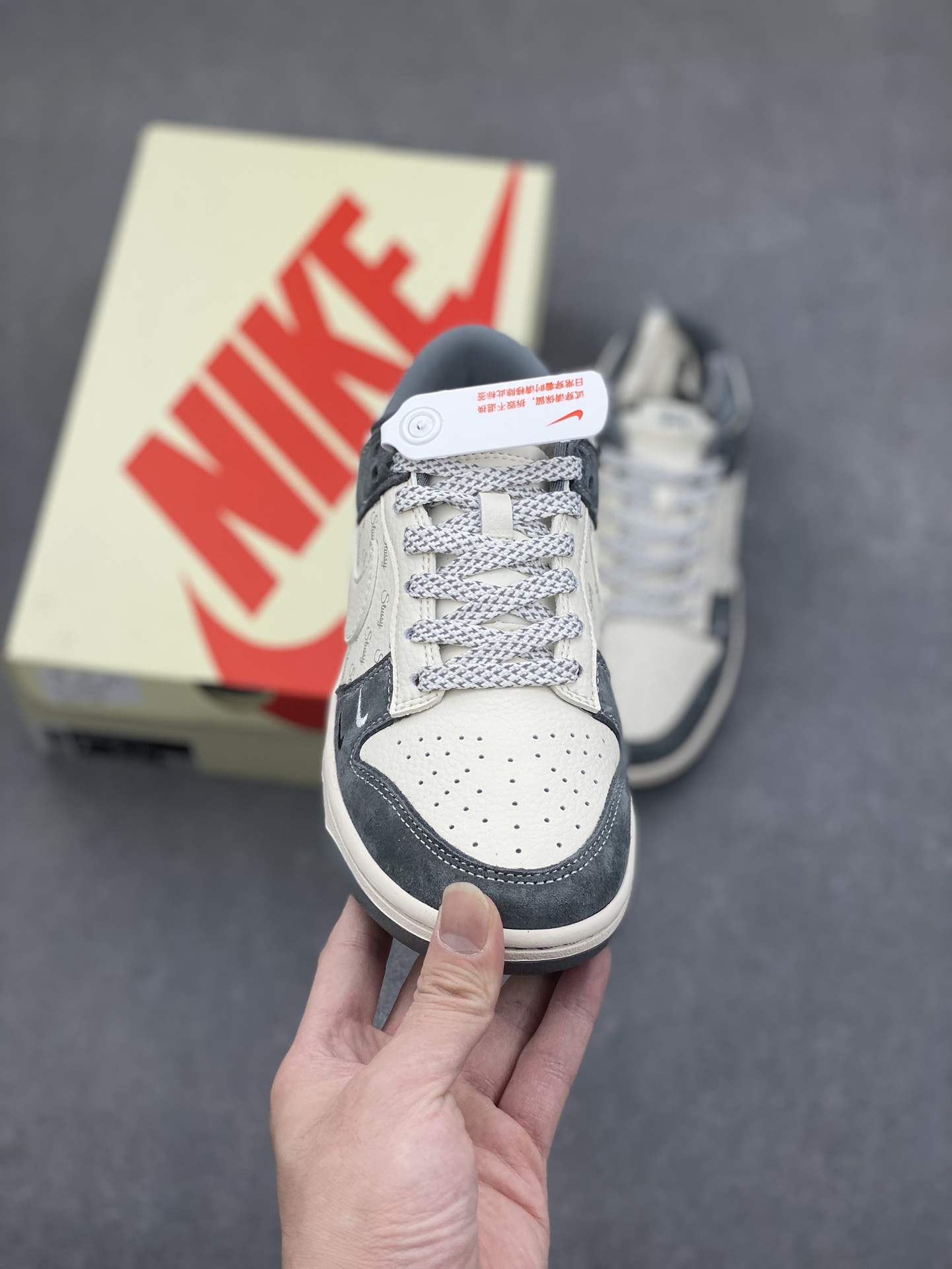Nike Dunk Low Retro 'DIY' Custom Sneakers - Premium Comfort & Style 2 i1734109731 7652 2