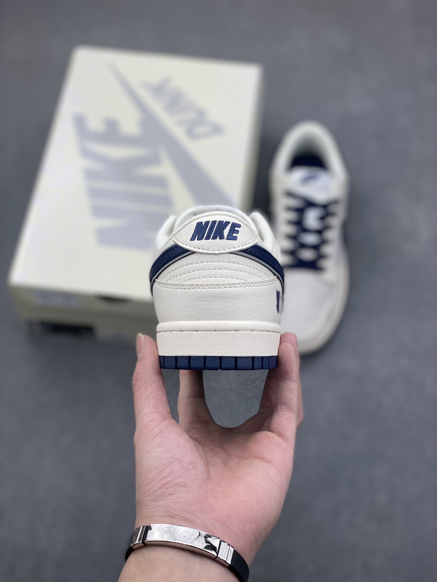 Nike SB Dunk Low UNDEFEATED Collab Sneakers - Navy Blue Accents, Premium Quality 5 i1734110532 151 7