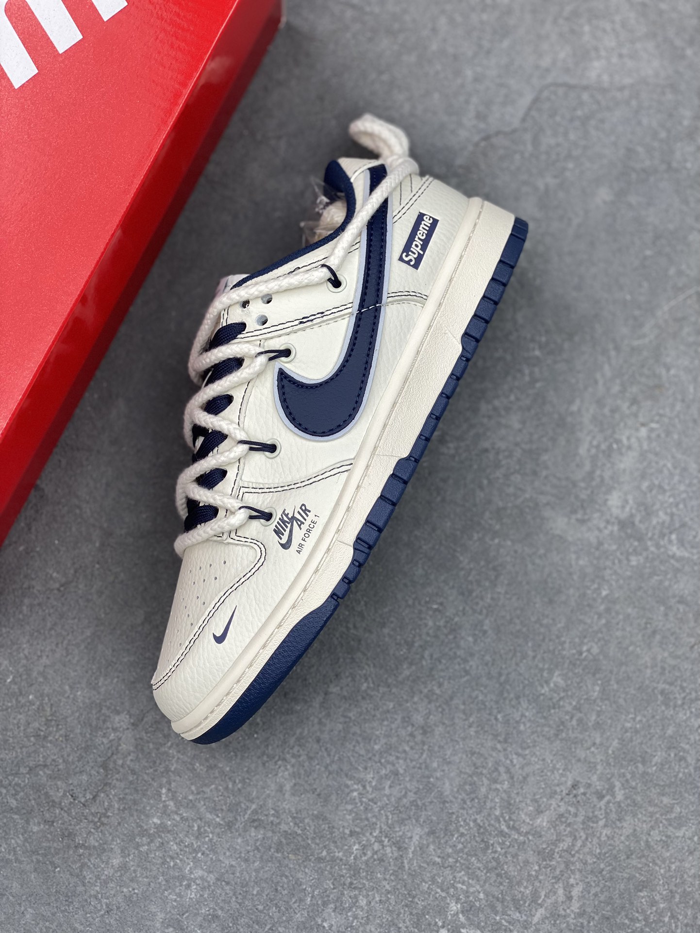 Nike SB Dunk Low Supreme Sneakers Premium Leather Blue Accents - Limited Edition 7 i1734281844 1001 7