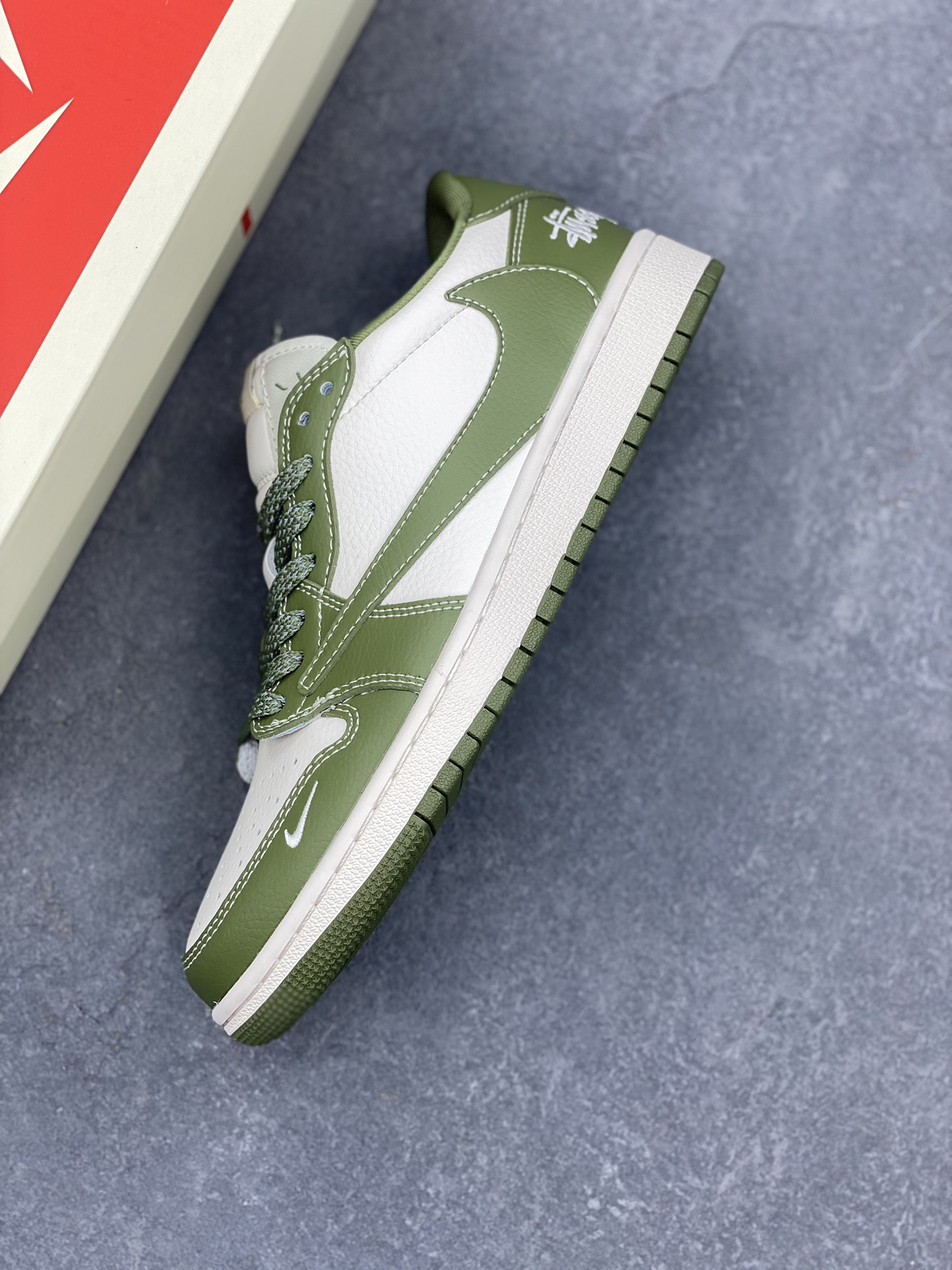 Travis Scott x Fragment Design x Stussy Air Jordan 1 Low OG Green 7 i1734454903 6698 0