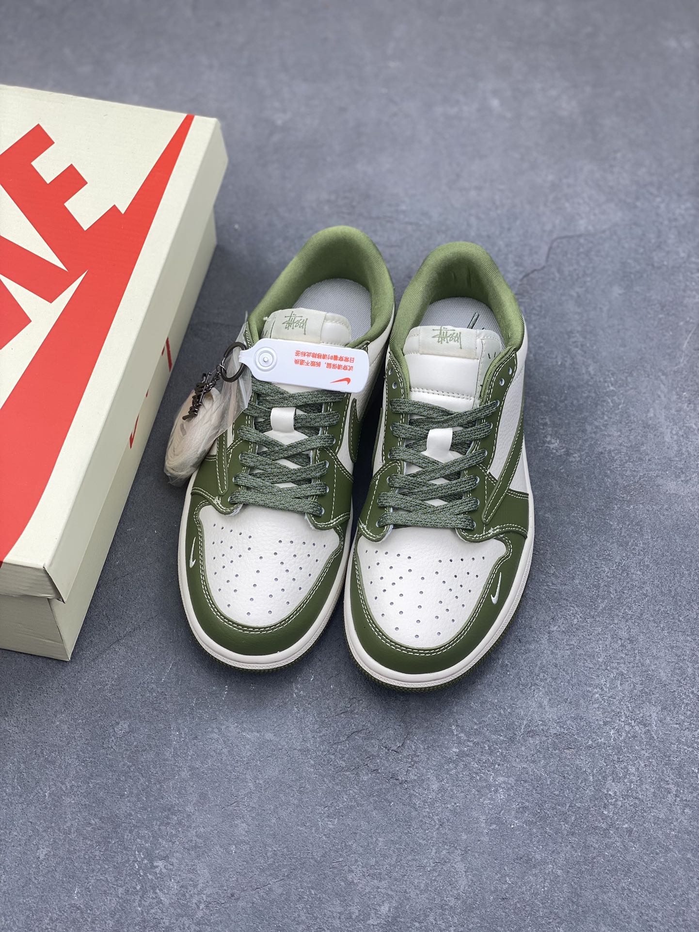 Travis Scott x Fragment Design x Stussy Air Jordan 1 Low OG Green 8 i1734454903 721 5