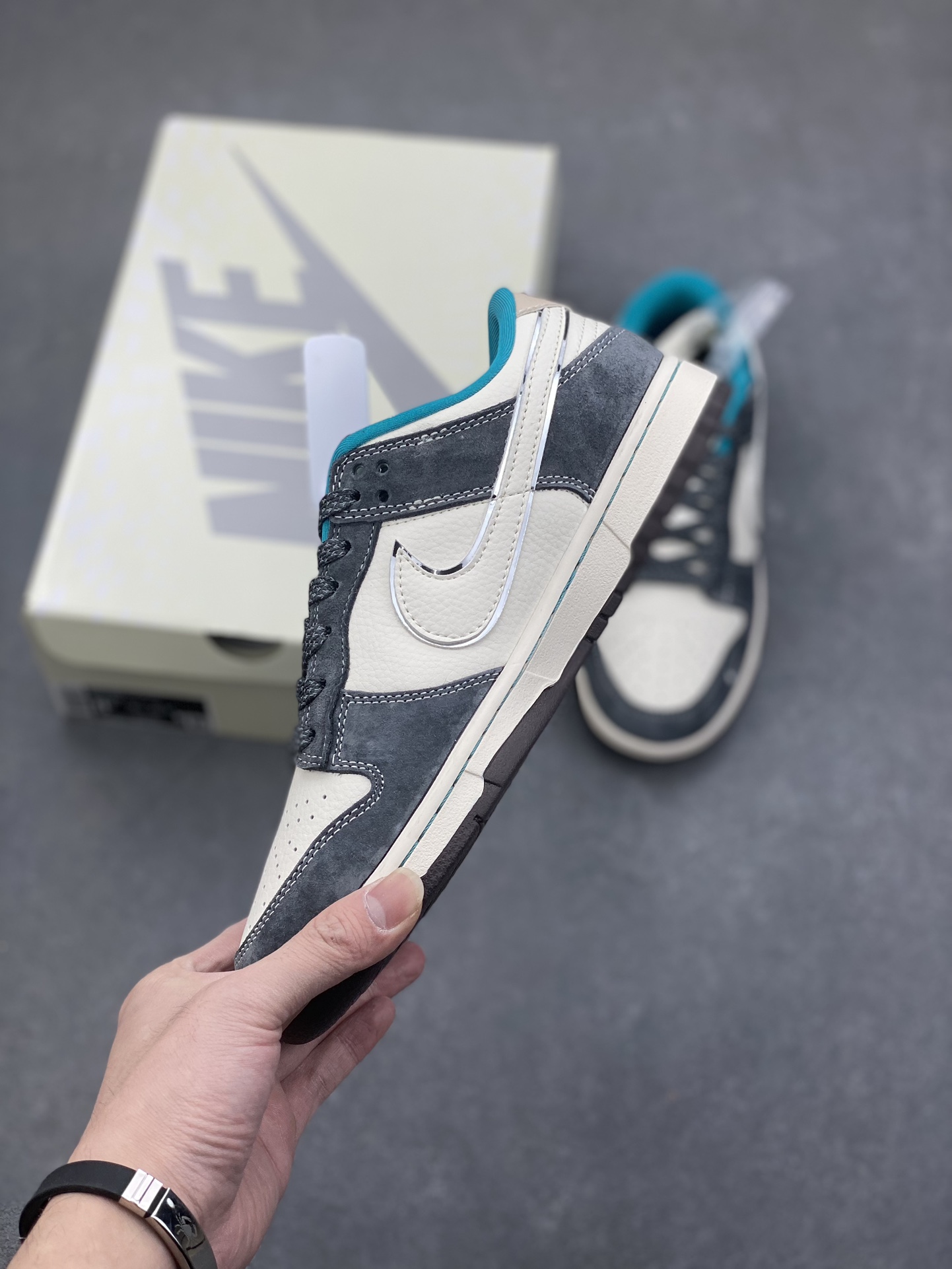 Nike Dunk Low Retro DIY Custom Sneakers - Premium Leather, Comfort Fit 4 i1734455091 256 1