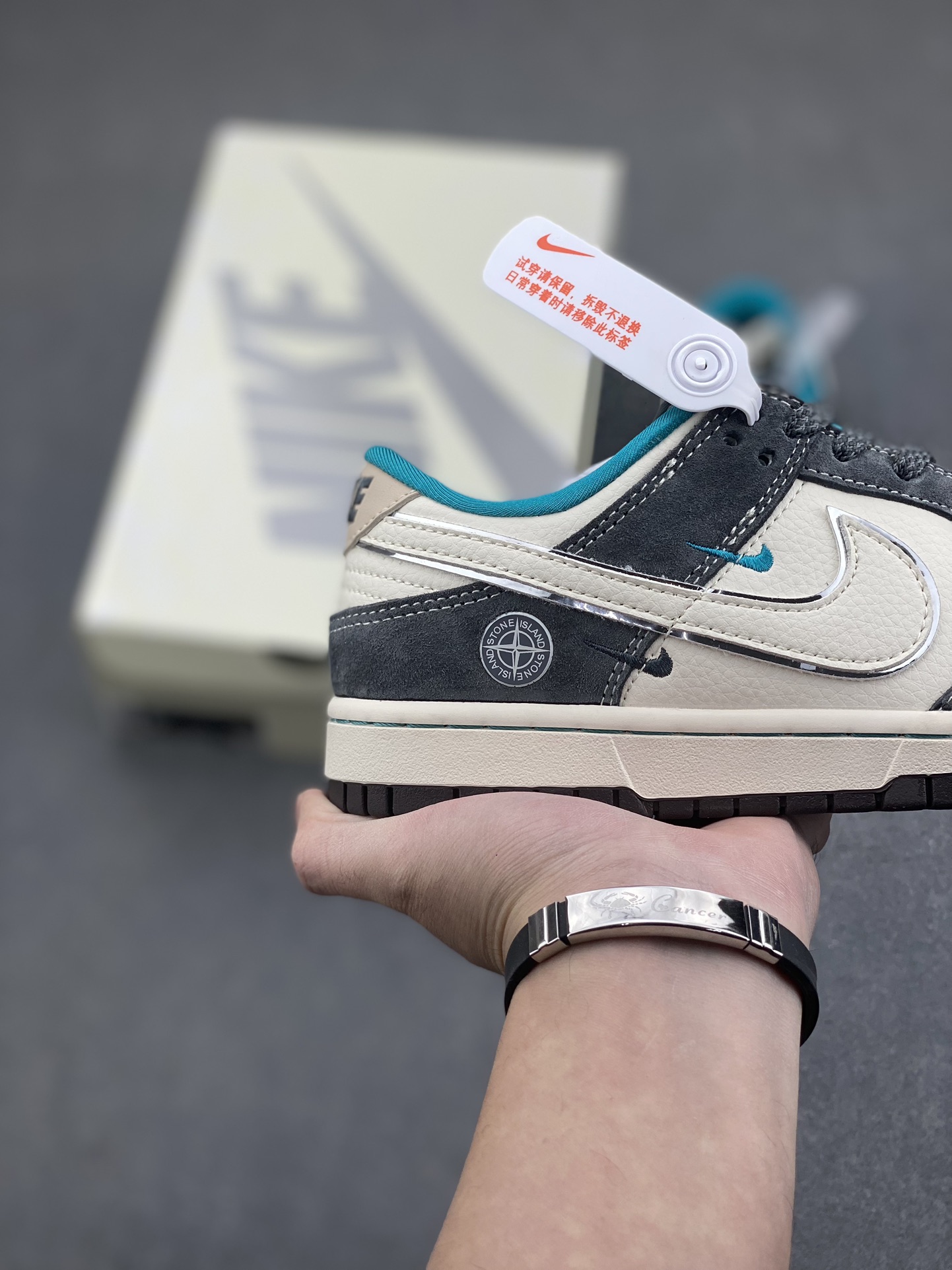 Nike Dunk Low Retro DIY Custom Sneakers - Premium Leather, Comfort Fit 6 i1734455091 7790 0