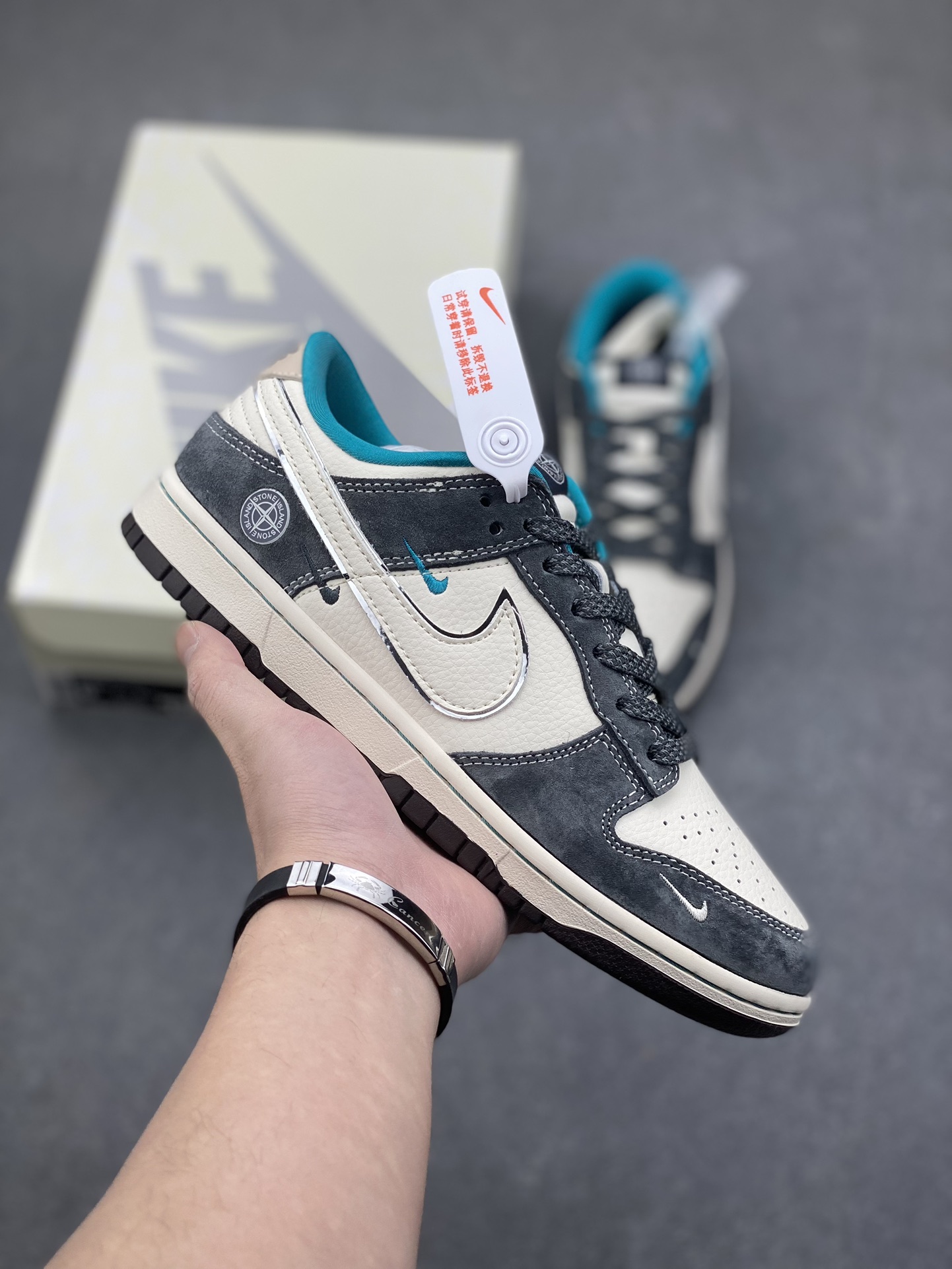 Nike Dunk Low Retro DIY Custom Sneakers - Premium Leather, Comfort Fit 2 i1734455092 2926 6