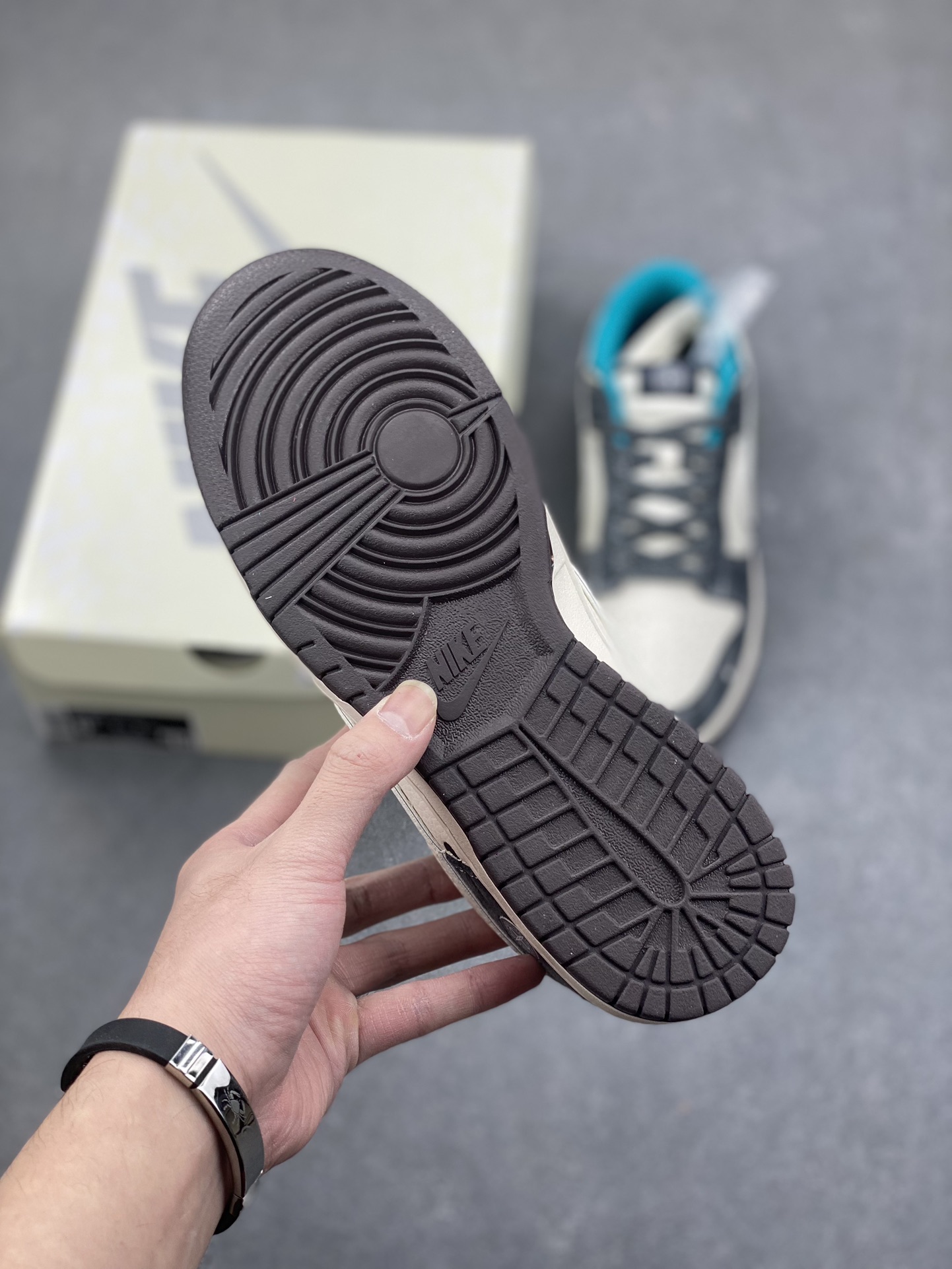 Nike Dunk Low Retro DIY Custom Sneakers - Premium Leather, Comfort Fit 7 i1734455092 8165 7