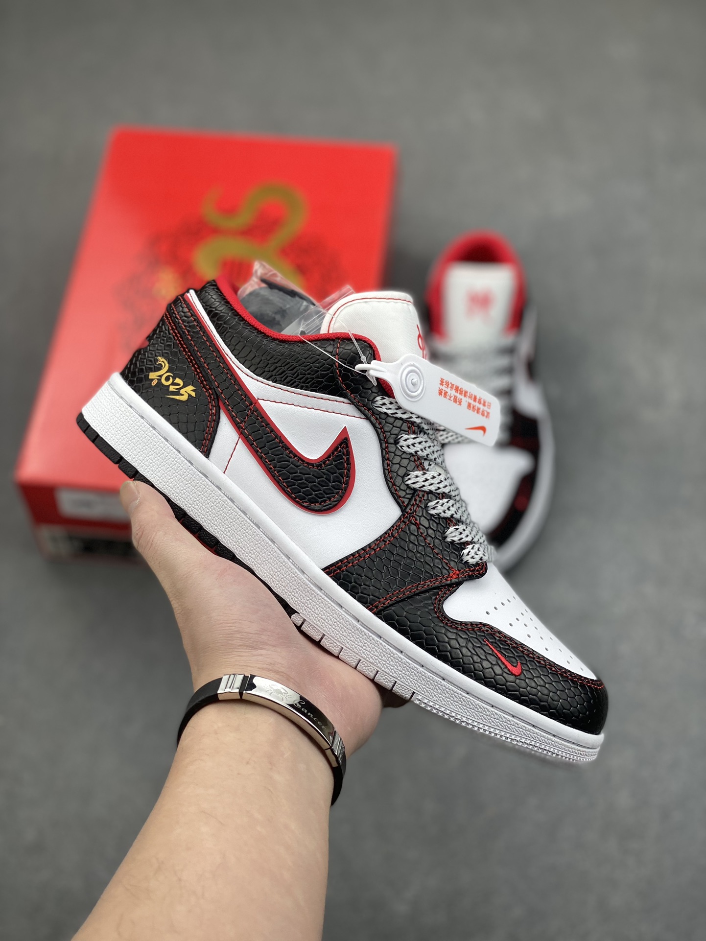 Nike Air Jordan 1 Low - Premium Leather, Stylish Low-Top Design - Perfect Fit 1 i1734455146 3180 2
